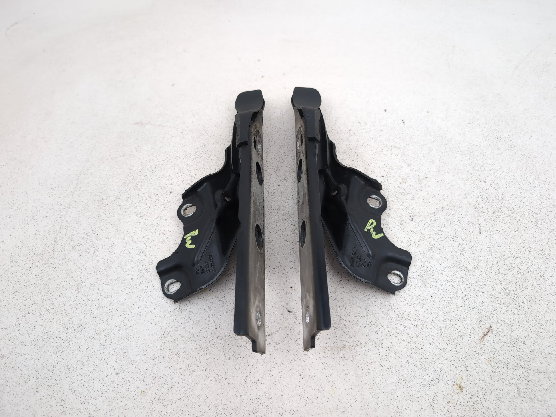 Audi A6 Se Tdi Bonnet Hinges Black Ly9b 2011-2018 - photo 4