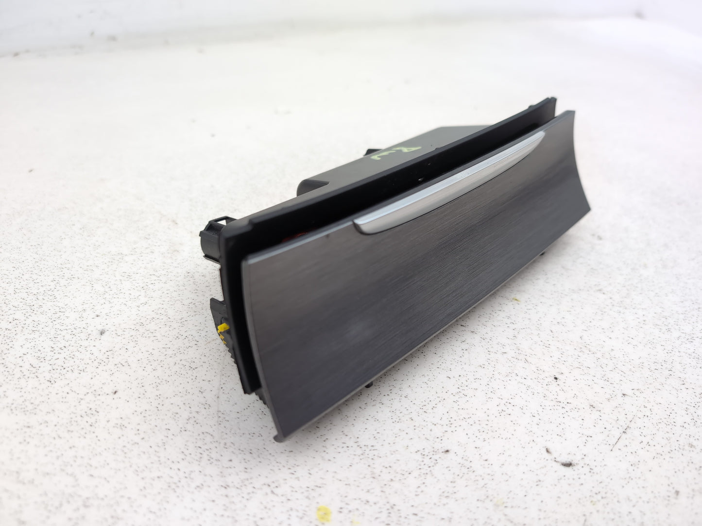 Volkswagen Passat Highline Tdi Centre Console Storage Tray 3c0863284k 2010-2014 - photo 4