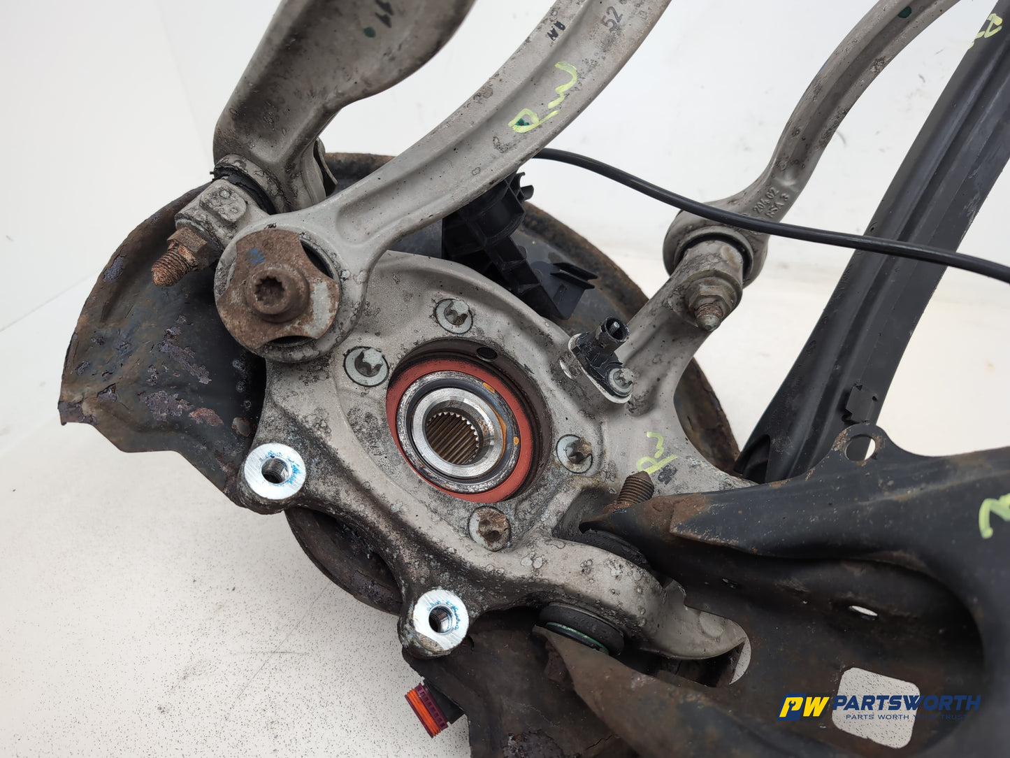 Mercedes-Benz C250 Amg Sport Ed125 Cdi Bcy A Wheel Hub Rear Lh Passenger Side - photo 4