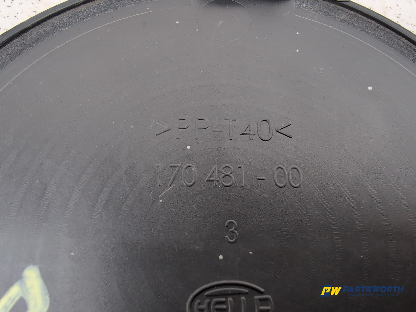 Ford Fiesta Zetec Headlight Bulb Dust Cover Cap 17048100 2008-2017 - photo 4