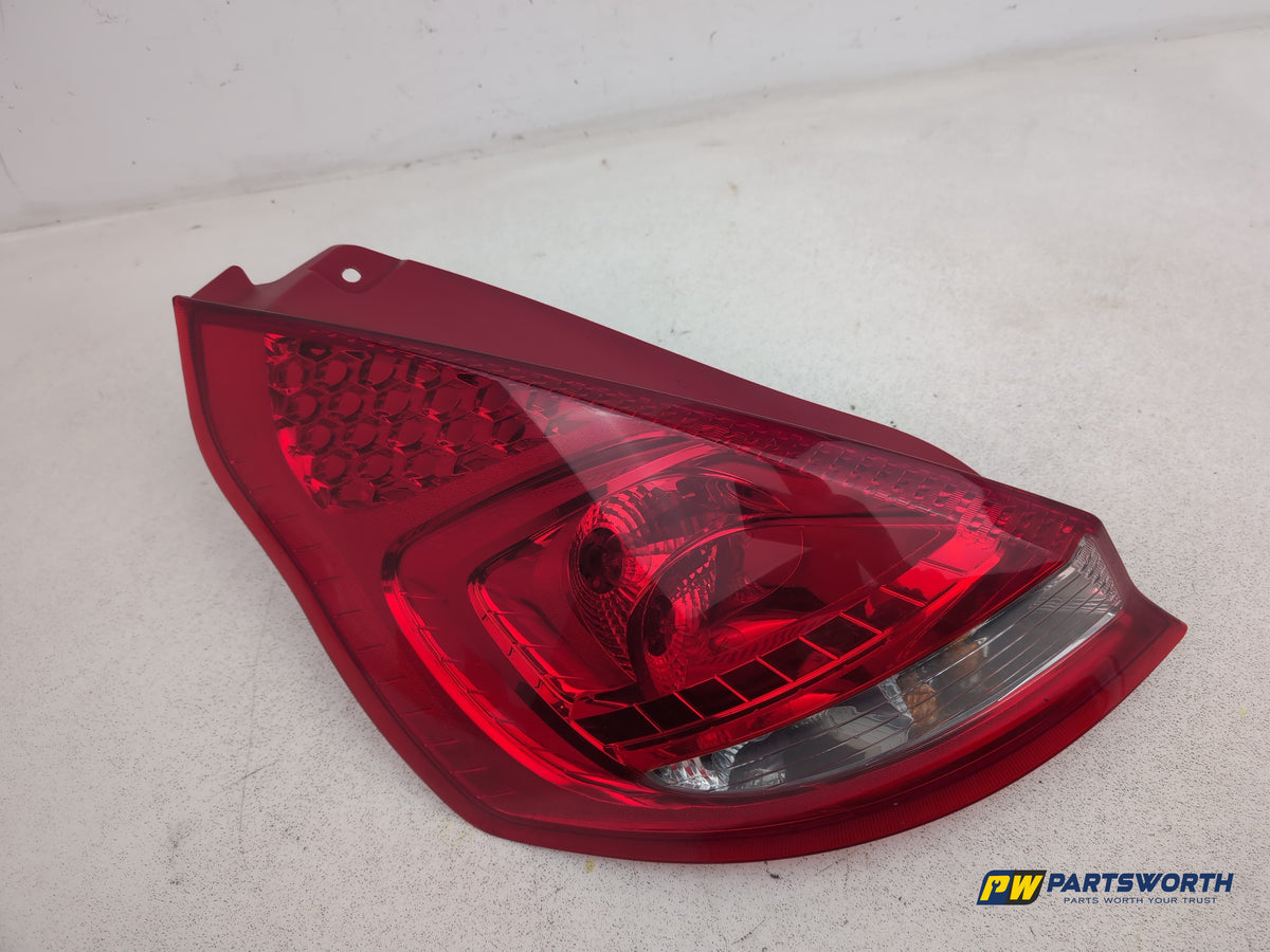 Ford Fiesta Zetec Lamp Assembly Rear Lh Passenger Side 8a6113405a 2012-2017 - photo 4