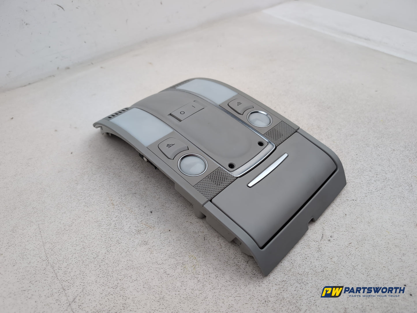Audi A6 Se Tdi Quattro A Reading Lights Front 4f0947135bp 2005-2008 - photo 4