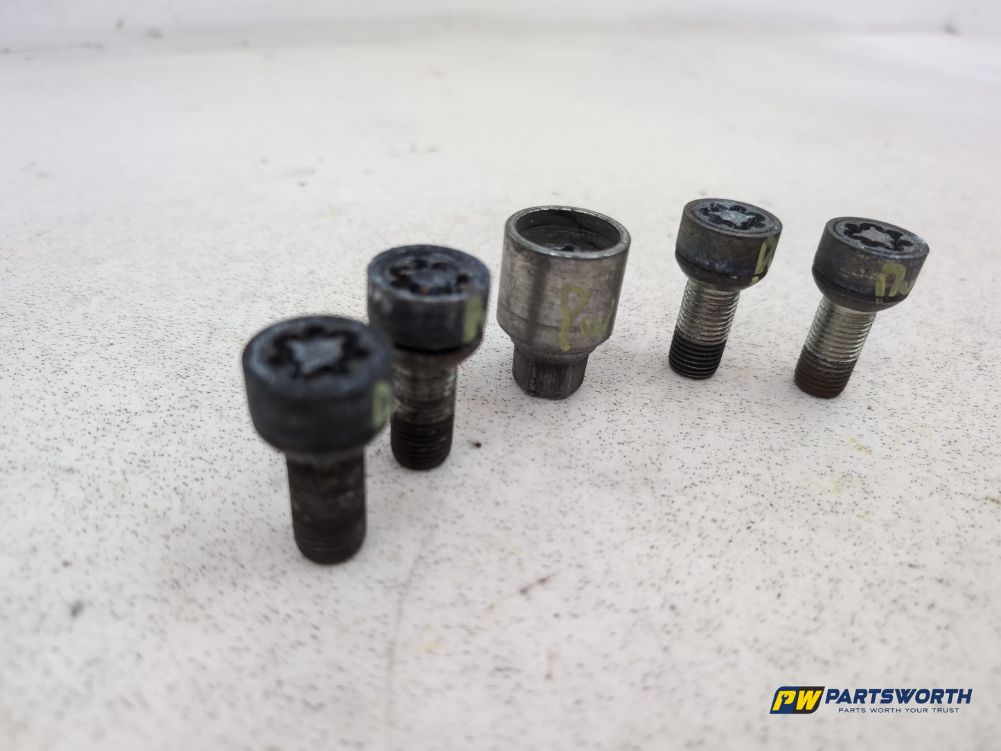 Audi A6 Se Tdi Quattro A Wheel Locking Nut Bolt Set 2005-2011 - photo 4