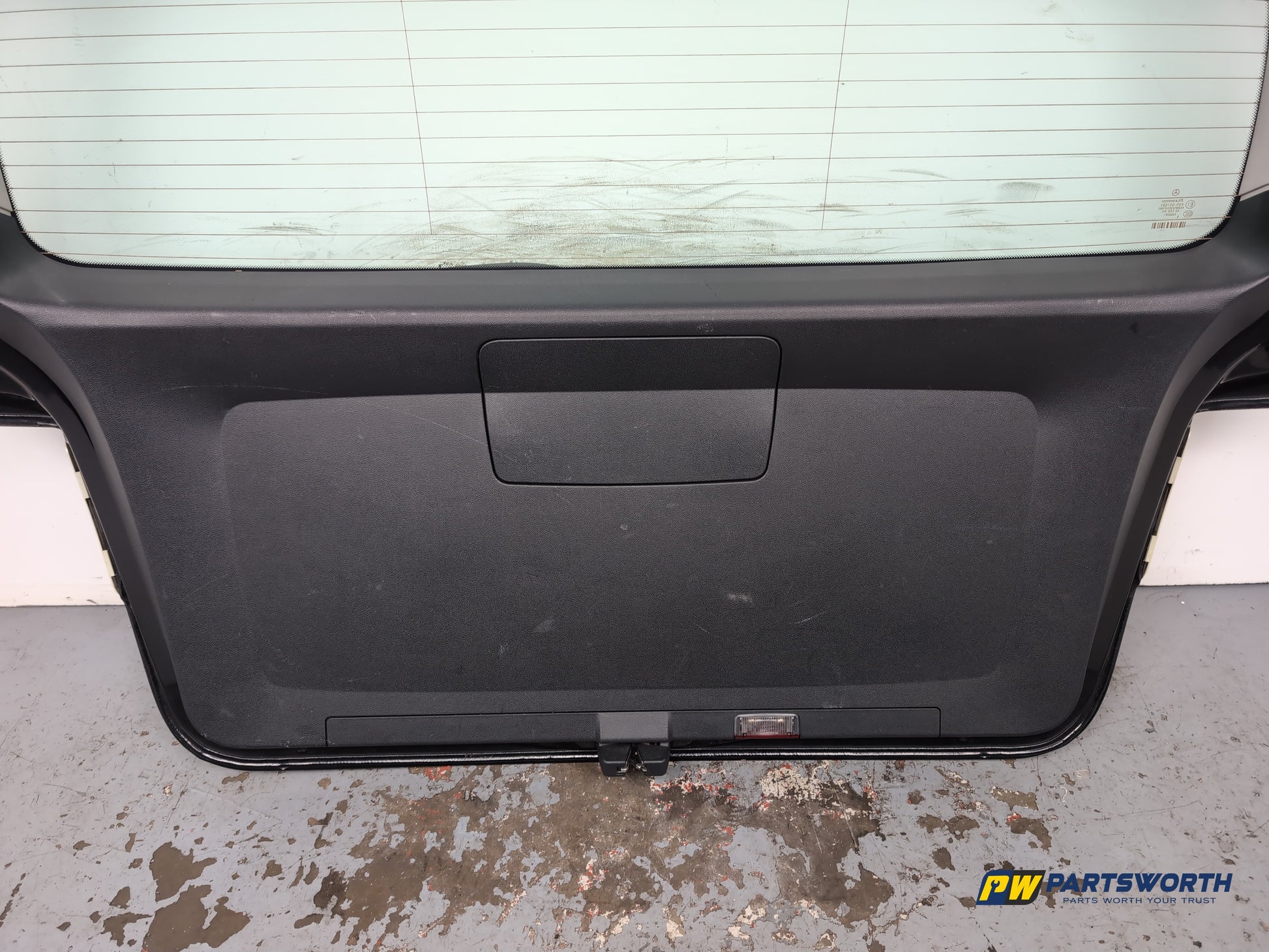 Boot Lid 10
