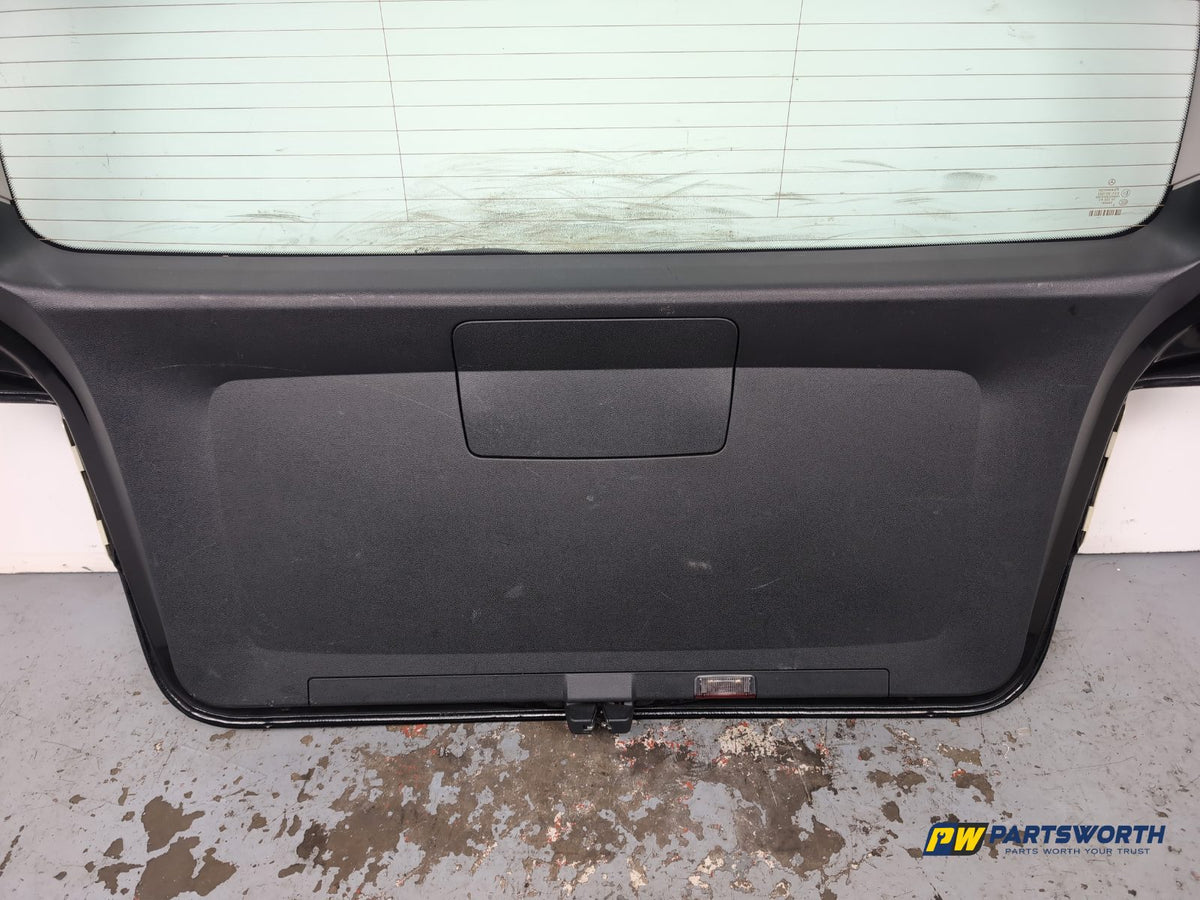 Boot Lid 10