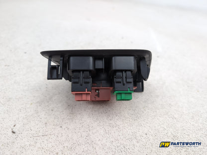Citroen C4 Vtr+ Hdi Fuel & Parking Switch 96668829 2010-2013 - photo 4