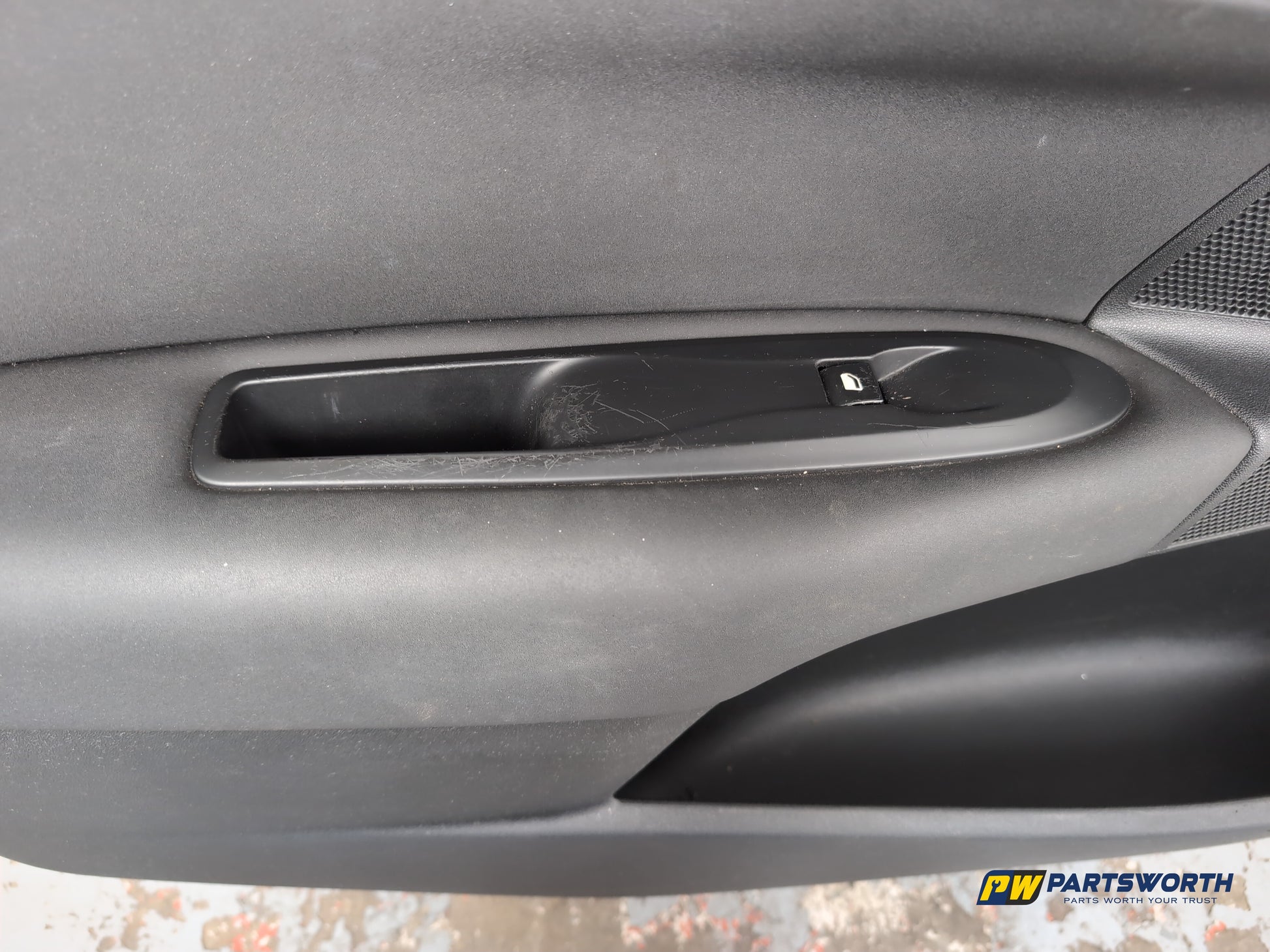 Citroen C4 Vtr+ Hdi Door Front Lh Passenger Side White Ewp 2010-2013 - photo 10