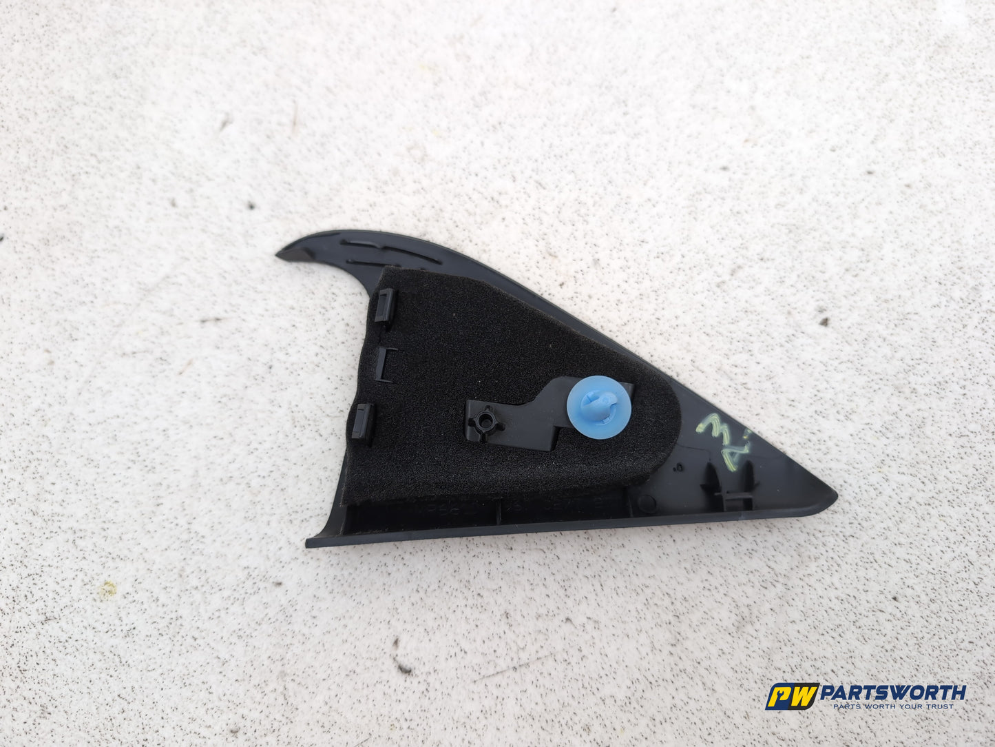 Citroen C4 Vtr+ Hdi Driver Side Rear Right Interior Trim 9670277277 2010-2013 - photo 4