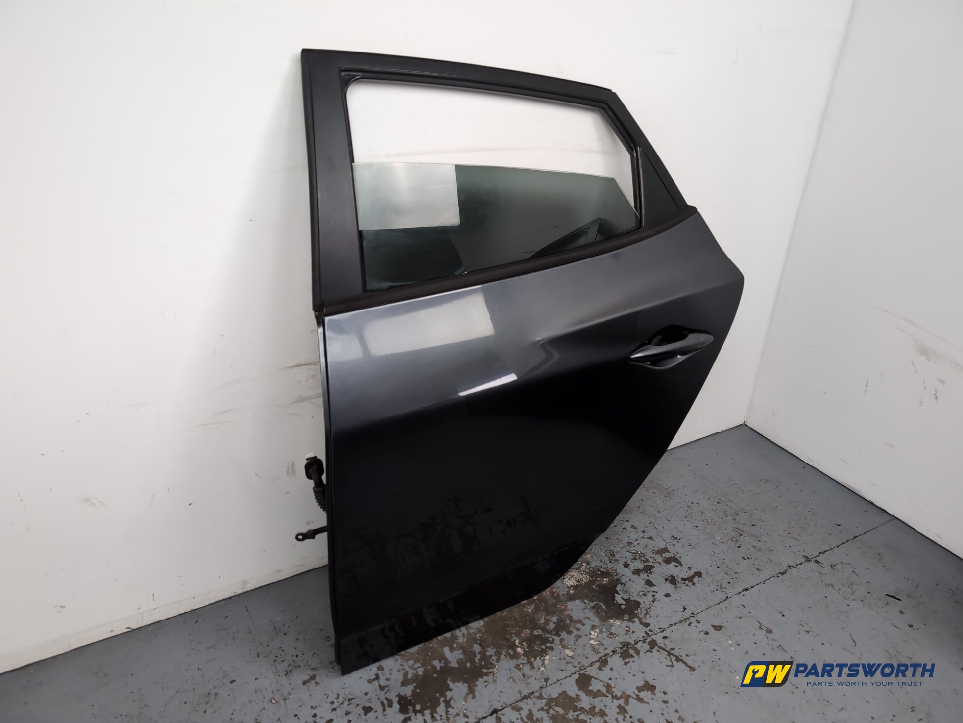 Door Rear LH 4