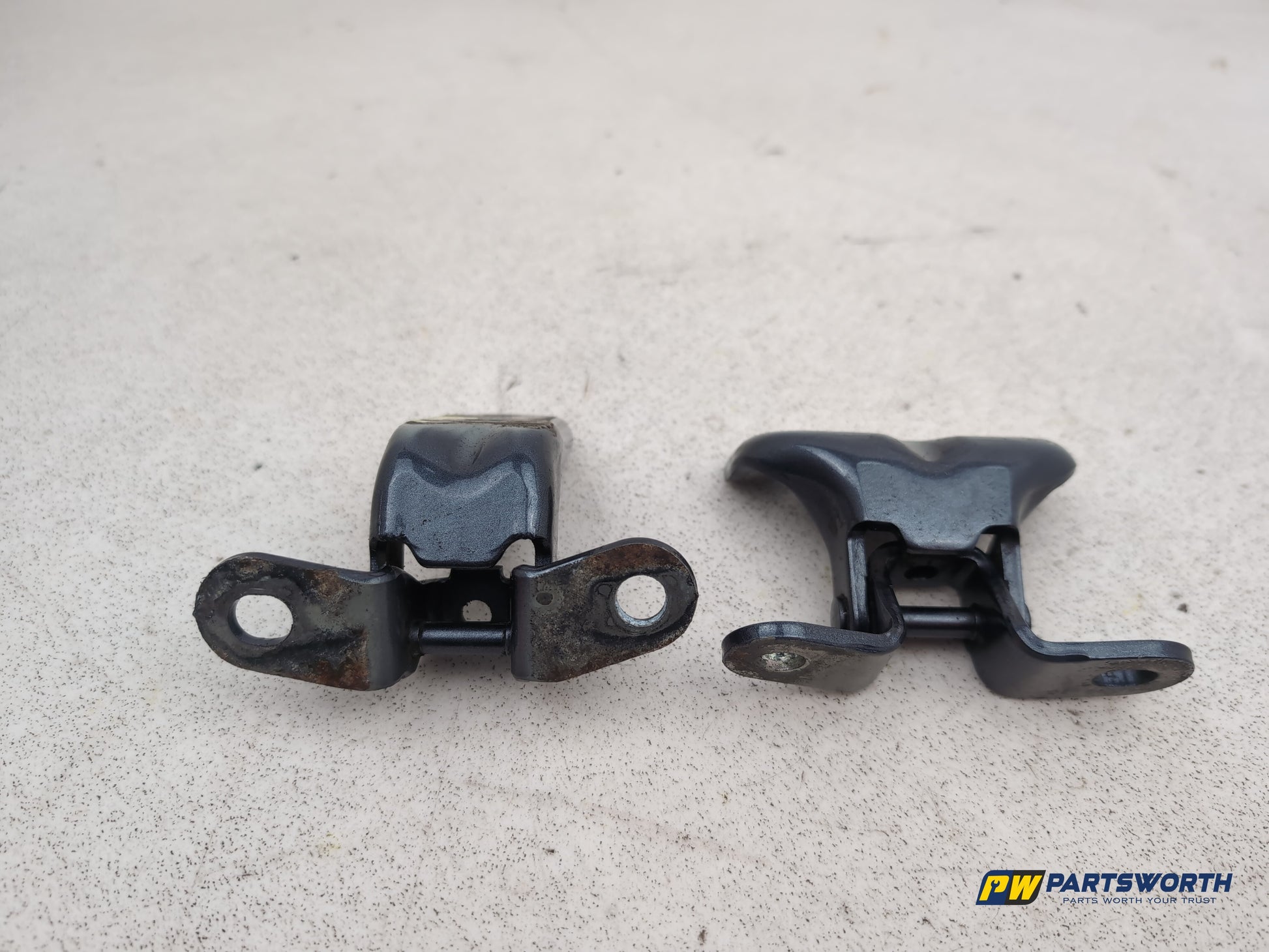 Hyundai Ix35 Style 2wd Crdi Door Back Hinge Lh Left Passenger Side 2009-2015 - photo 4