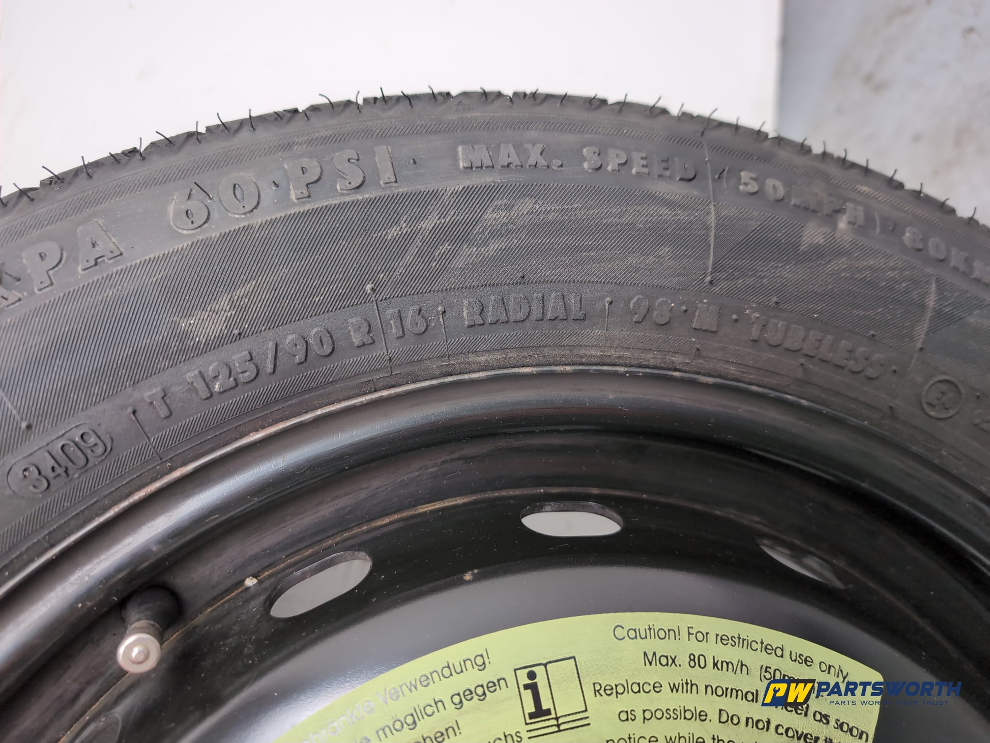 Mercedes-Benz B160 Sport Cvt Space Saver Spare Wheel And Tool Kit 125/90 R16 - photo 4