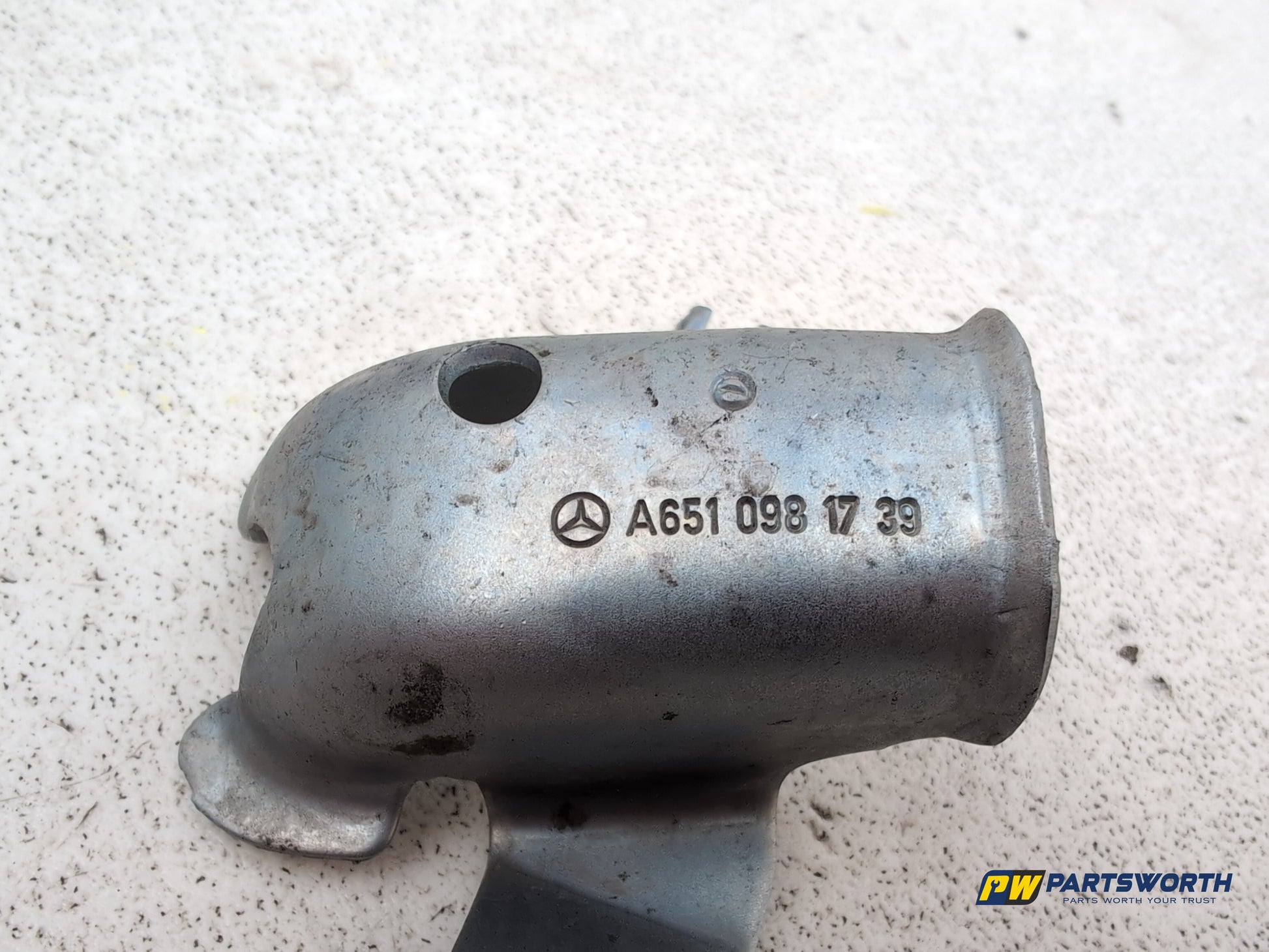 Mercedes-Benz C250 Amg Sport Ed125 Cdi Heat Shield Cover Bracket A6510981739 - photo 4