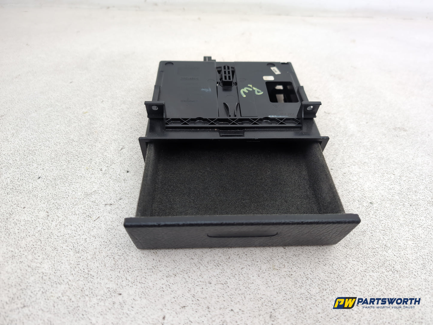 Porsche Cayenne Tiptronic S Centre Console Storage Tray 7l5857321 2003-2010 - photo 4