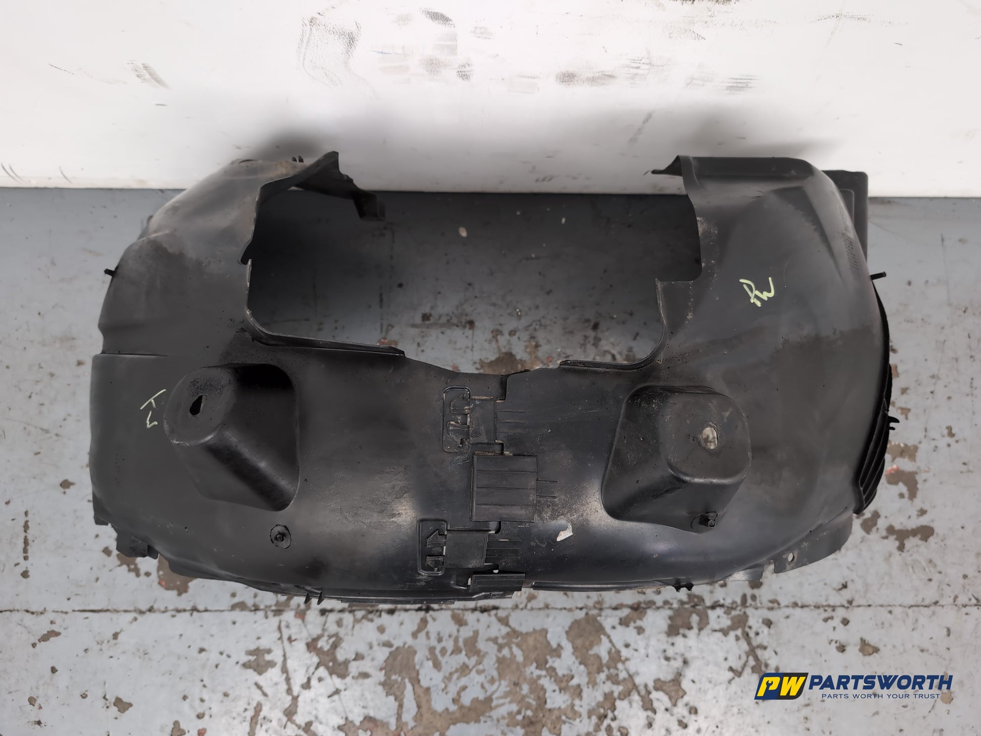 Vauxhall Corsa Se Moulding Wheel Arch Front Rh Driver Side 13187357 2006-2014 - photo 4