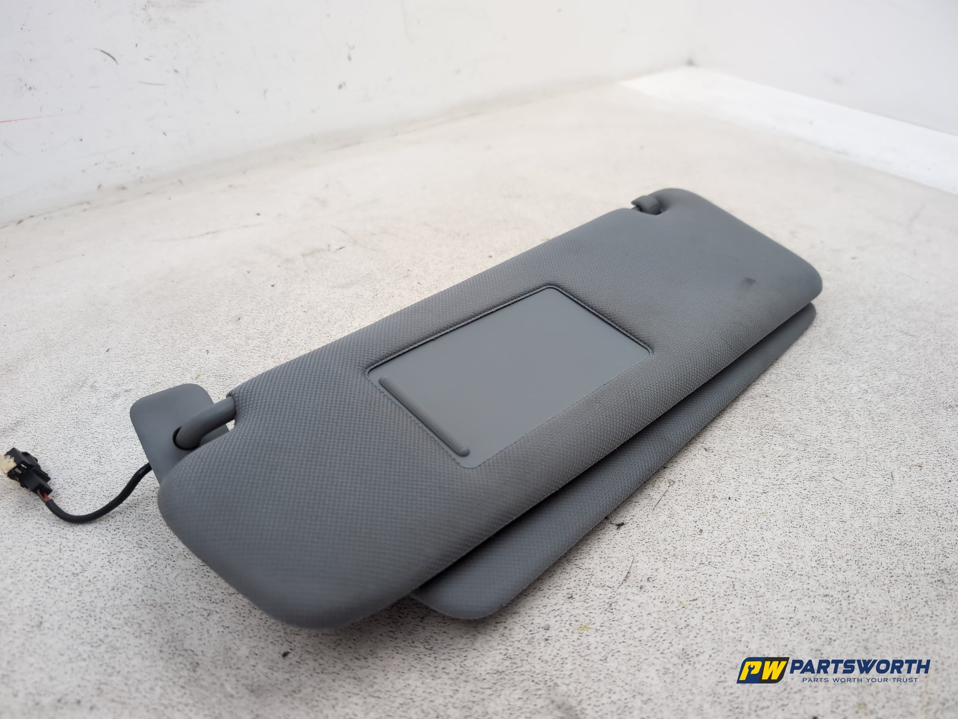 Porsche Cayenne Tiptronic S Sun Visor Lh Passenger Side 2003-2010 - photo 4