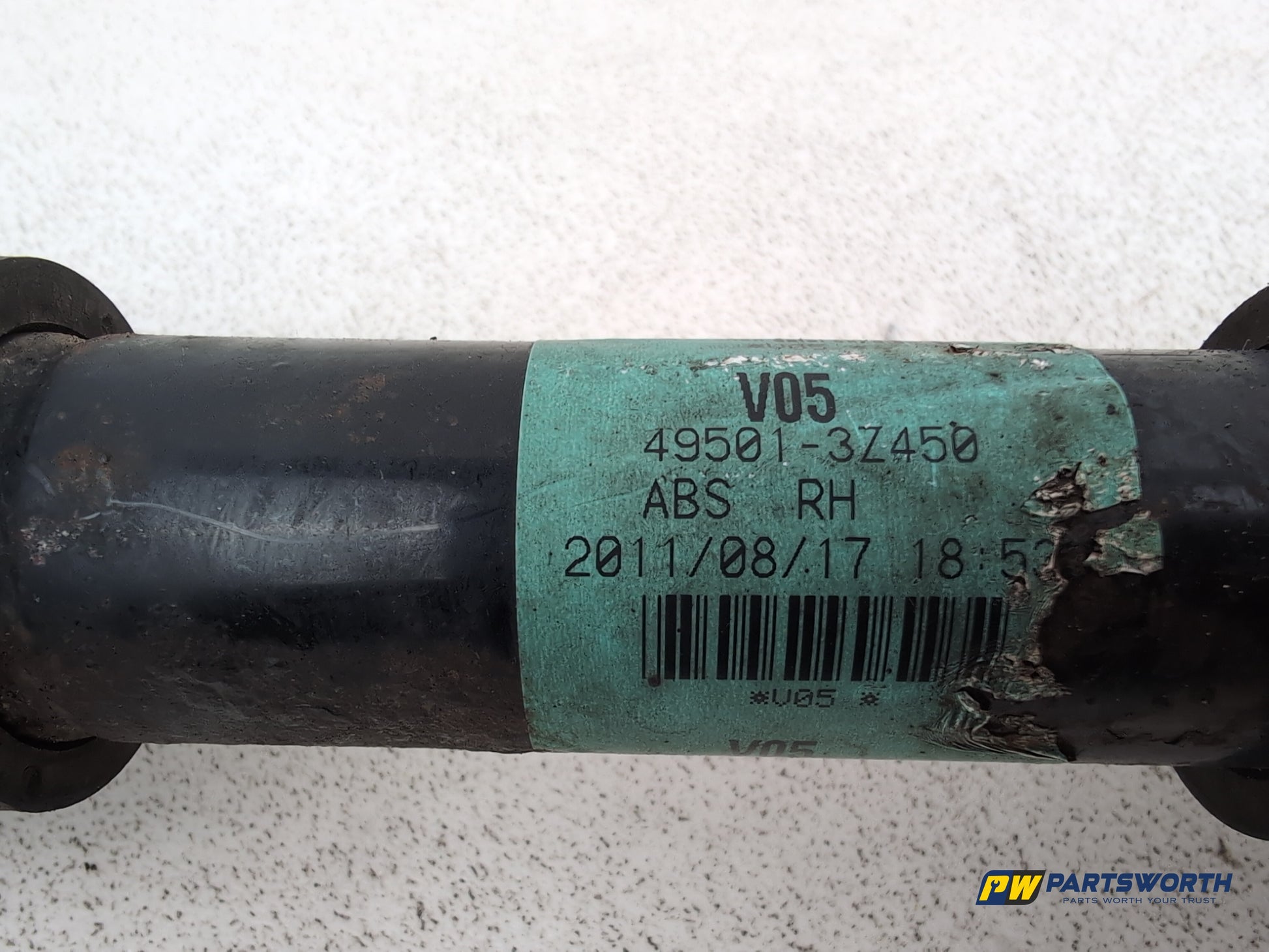 Hyundai I40 Style Crdi Diesel Front Right Side Driveshaft 495013z450 2011-2019 - photo 4