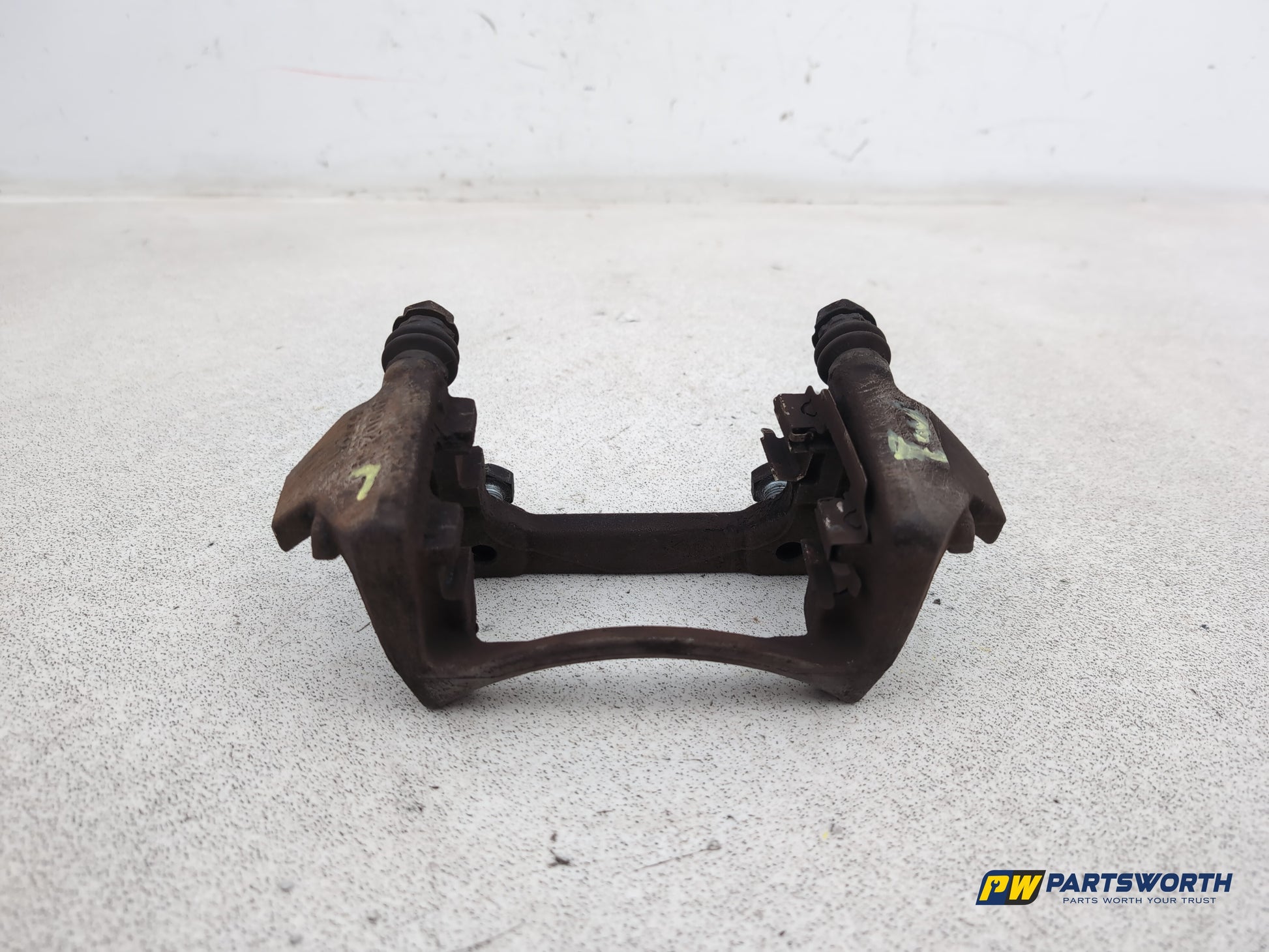 Mercedes-Benz B160 Sport Cvt Front Left Caliper Carrier & Sliders 2009-2011 - photo 4