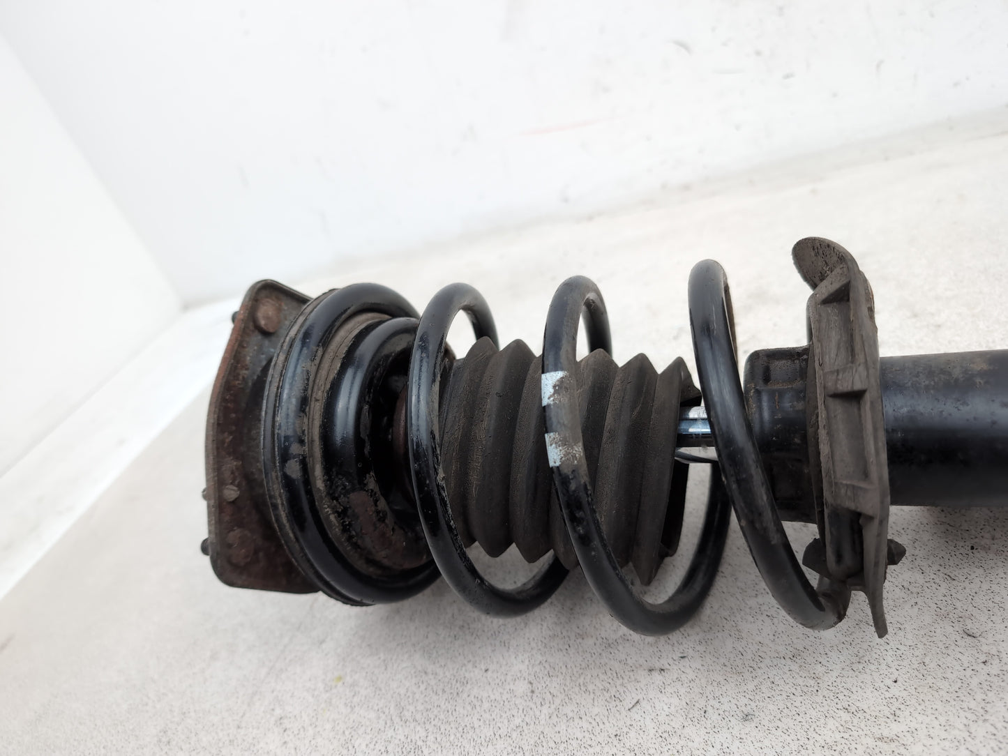 Mini One Shock Absorber Front Lh Passenger Side 2006-2013 - photo 4