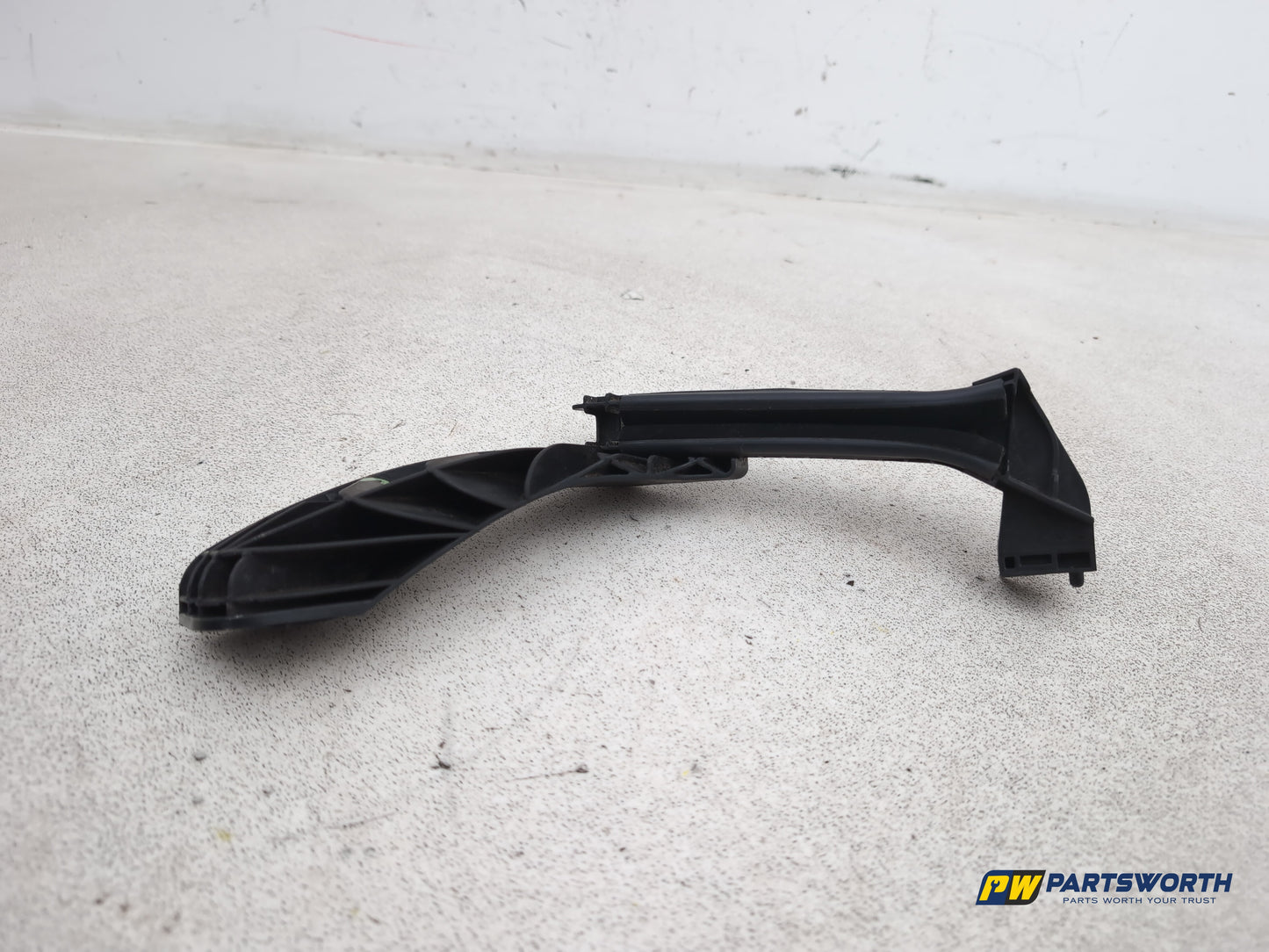 Peugeot 208 Active Rear Right Side Window Rail Guide Runner 9673361280 2012-2019 - photo 4