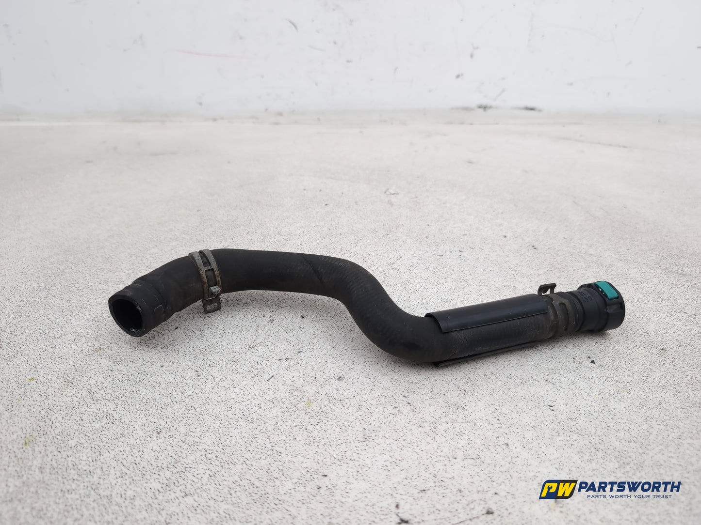 Ford Fiesta Zetec Coolant Pipe 2012-2017 - photo 4