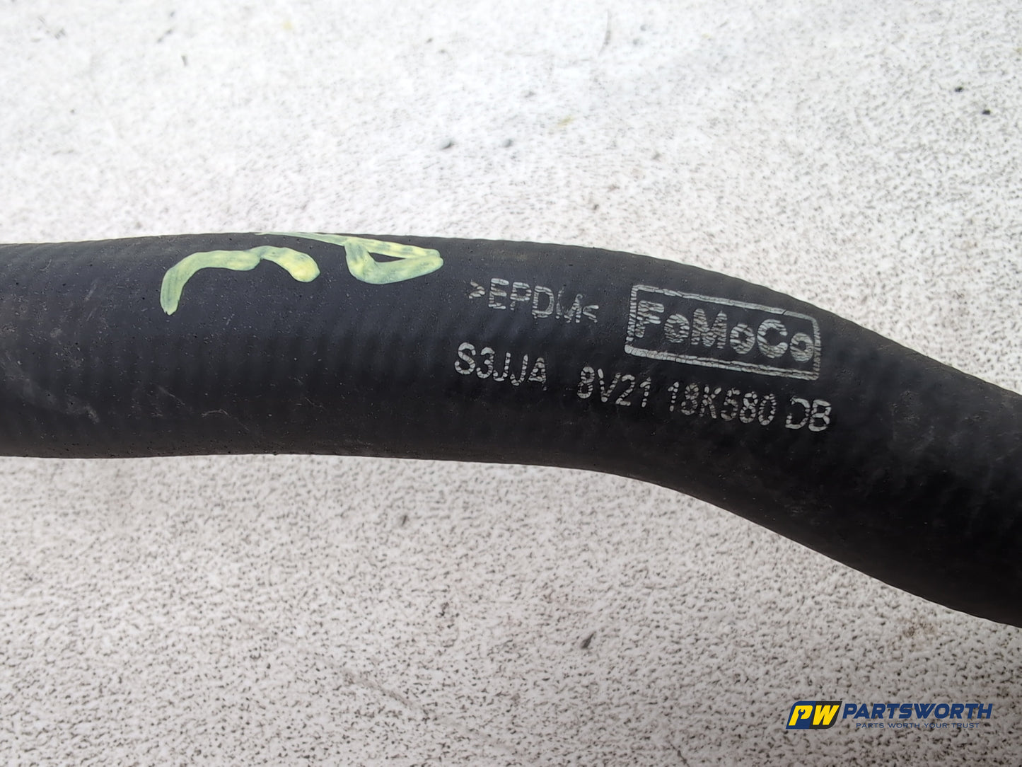 Ford Fiesta Zetec Heater Coolant Hose 8v2118k580db 2012-2017 - photo 4