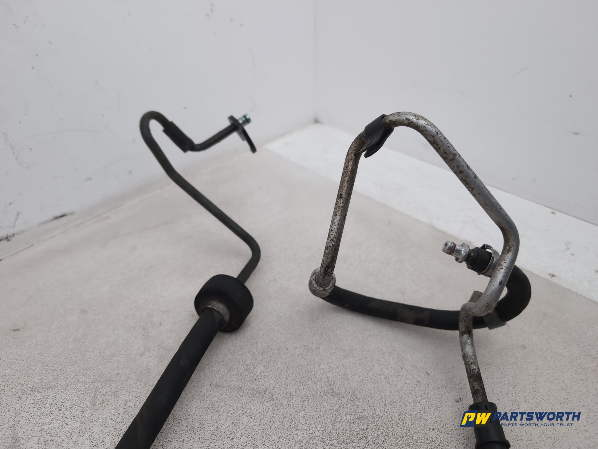 Ford Galaxy Zetec Tdci Auto Diesel Power Steering Pipe Hose Bg913a656ab - photo 4