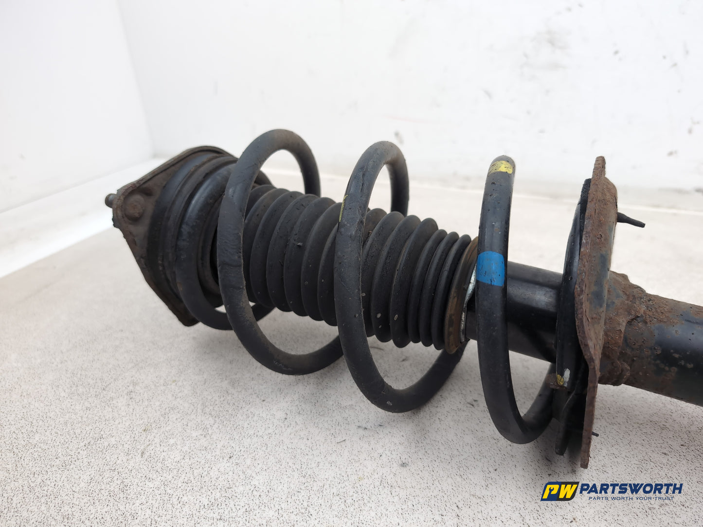 Hyundai Ix35 Style 2wd Crdi 134 Shock Absorber Front Lh Passenger Side 2009-2015 - photo 4