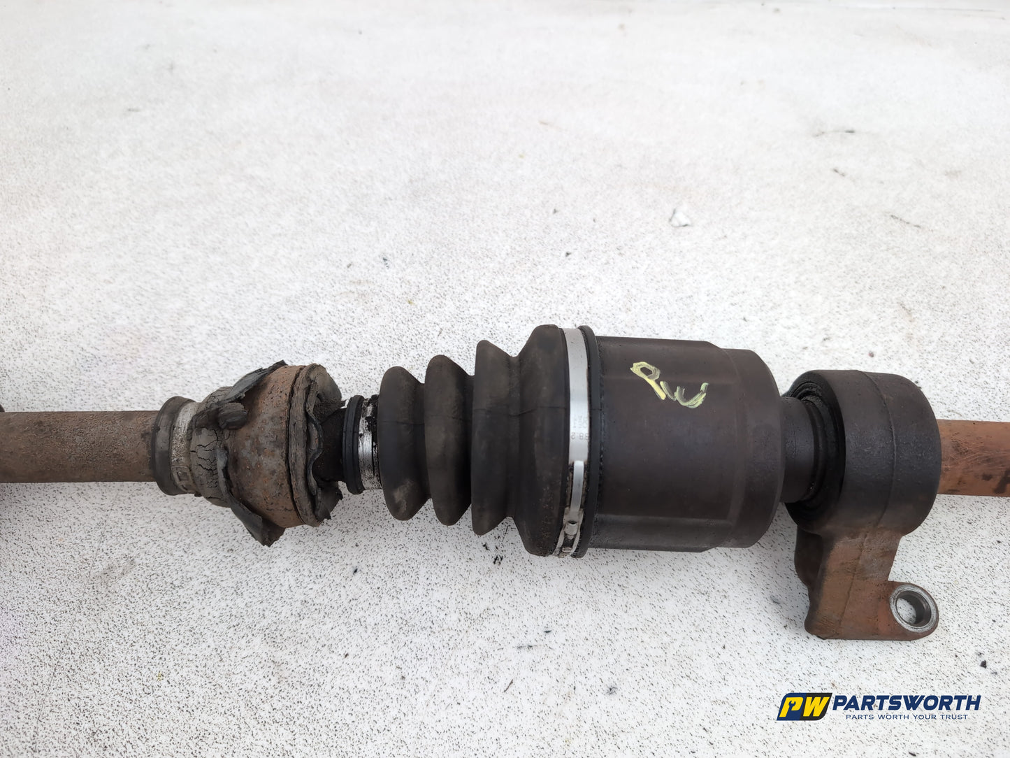 Driveshaft Front RH 4