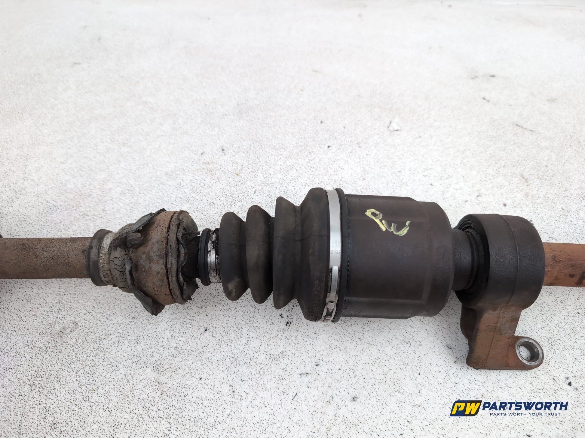 Driveshaft Front RH 4