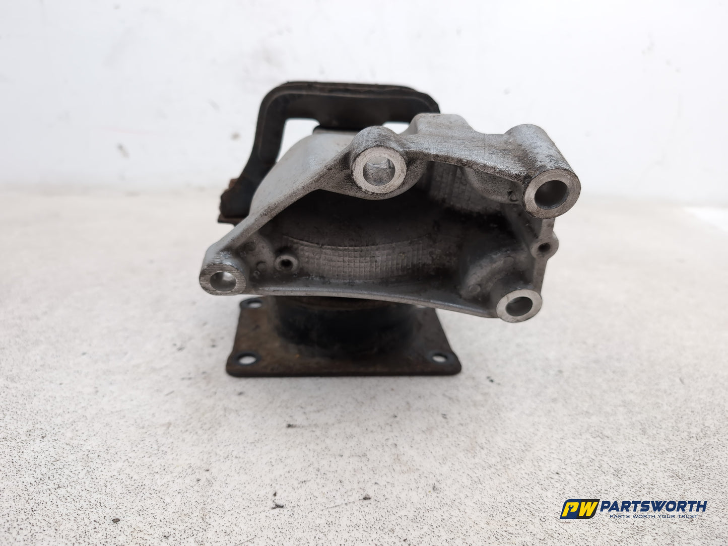 Honda Accord Ex I-Vtec Engine Mounting Bracket 2008-2012 - photo 4