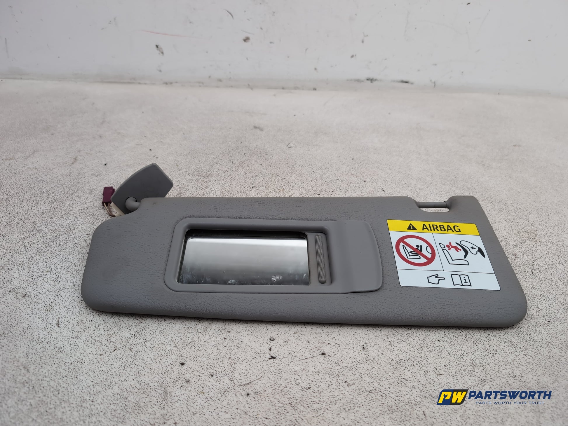 Bmw 520d Se Sun Visor Lh Passenger Side 2013-2015 - photo 4