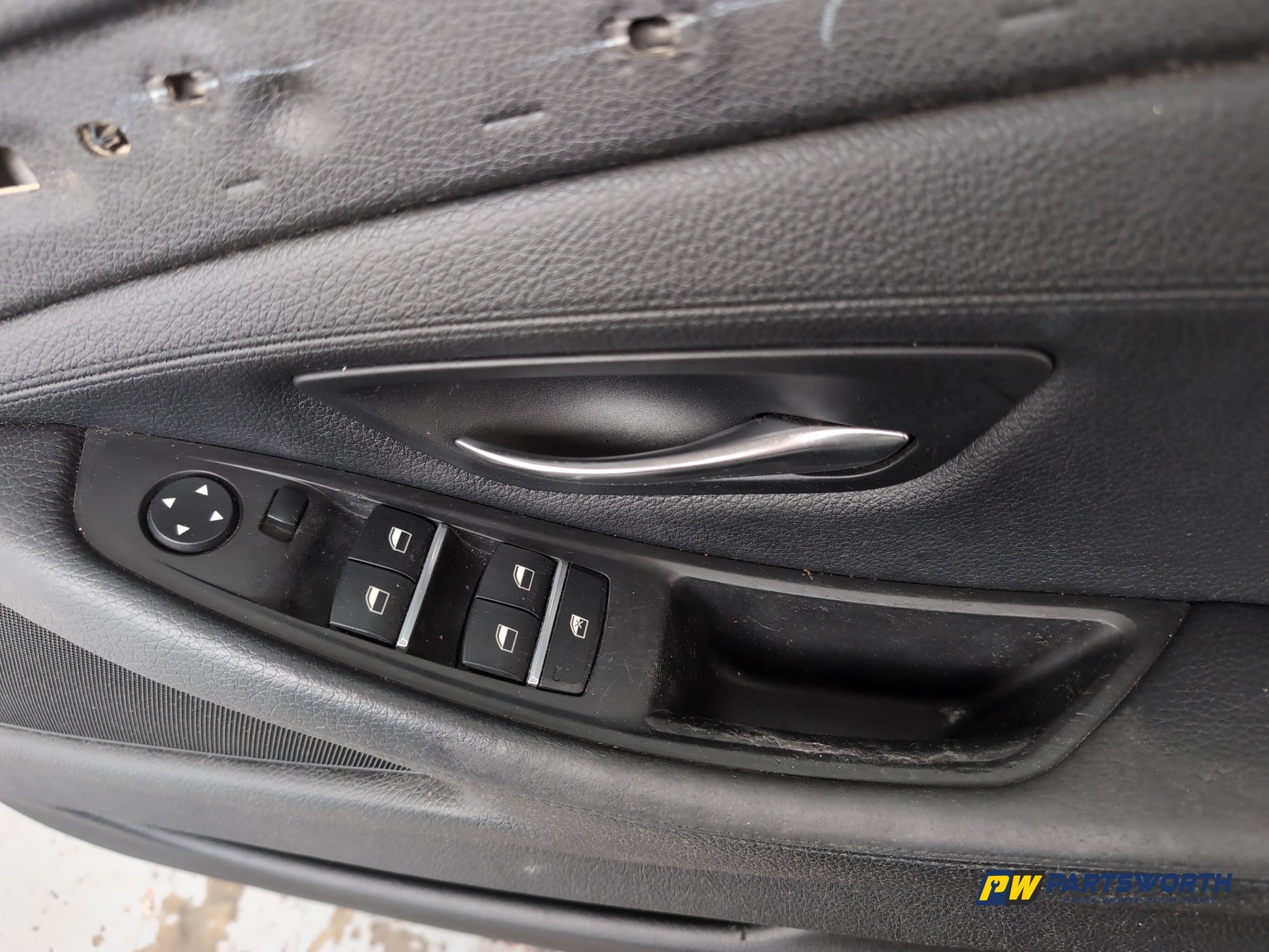 Door Front RH 16