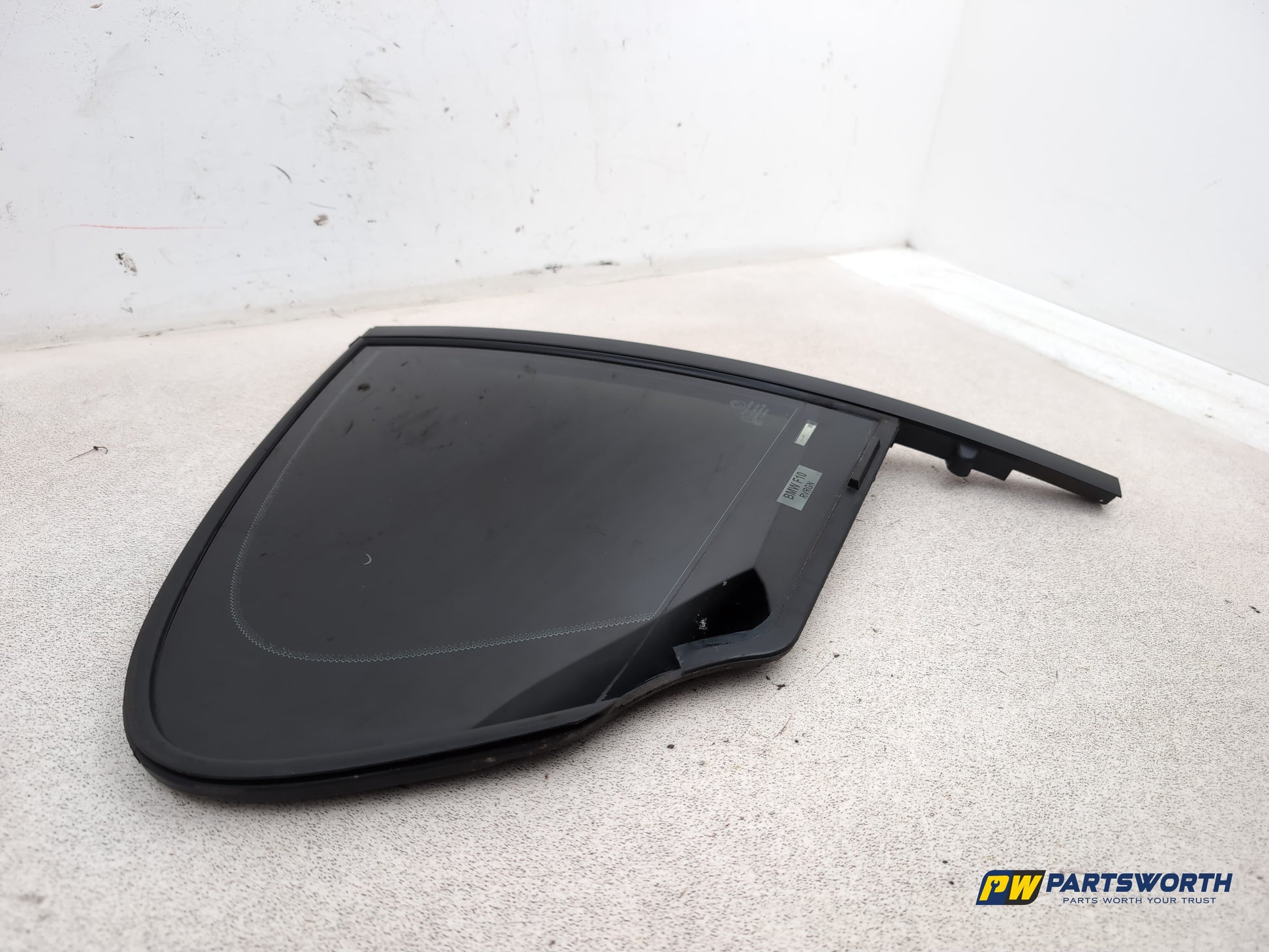 Bmw 520d Se Door Glass Quarter Light Rear Rh Driver Side 2013-2017 - photo 8