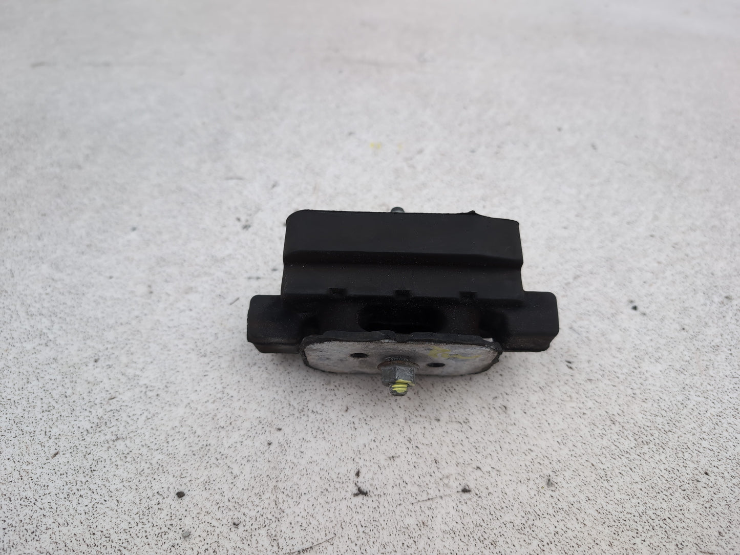 Engine Mounting Bracket 4