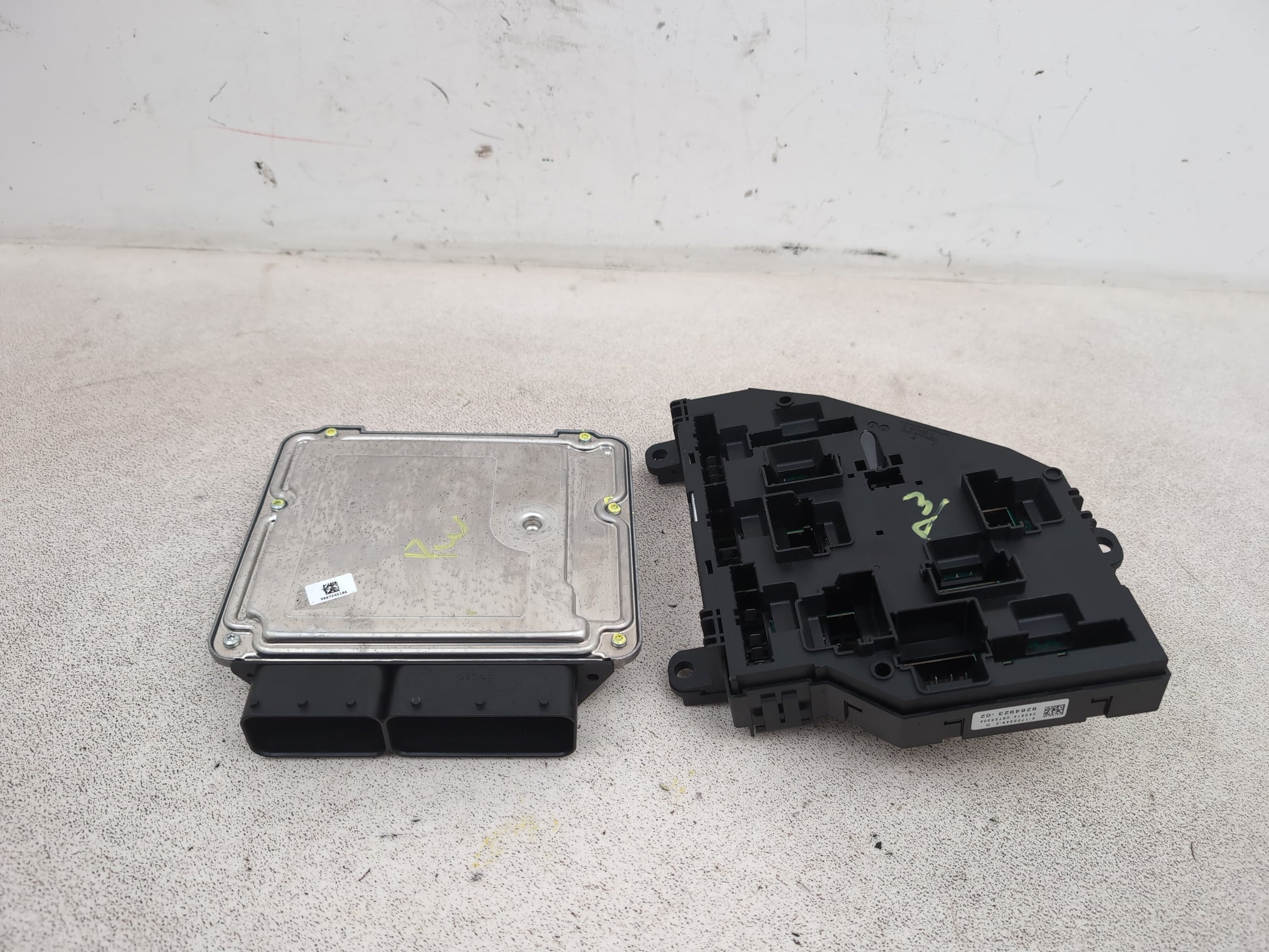 Bmw 5 Series 520d Se Complete Engine Ecu Kit Manual 8577764 Cas4 2013-2015 - photo 3