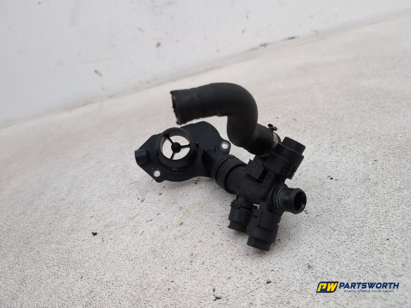 Bmw 5series 520d Se Coolant Hoses Set 8513834 2013-2017 - photo 4