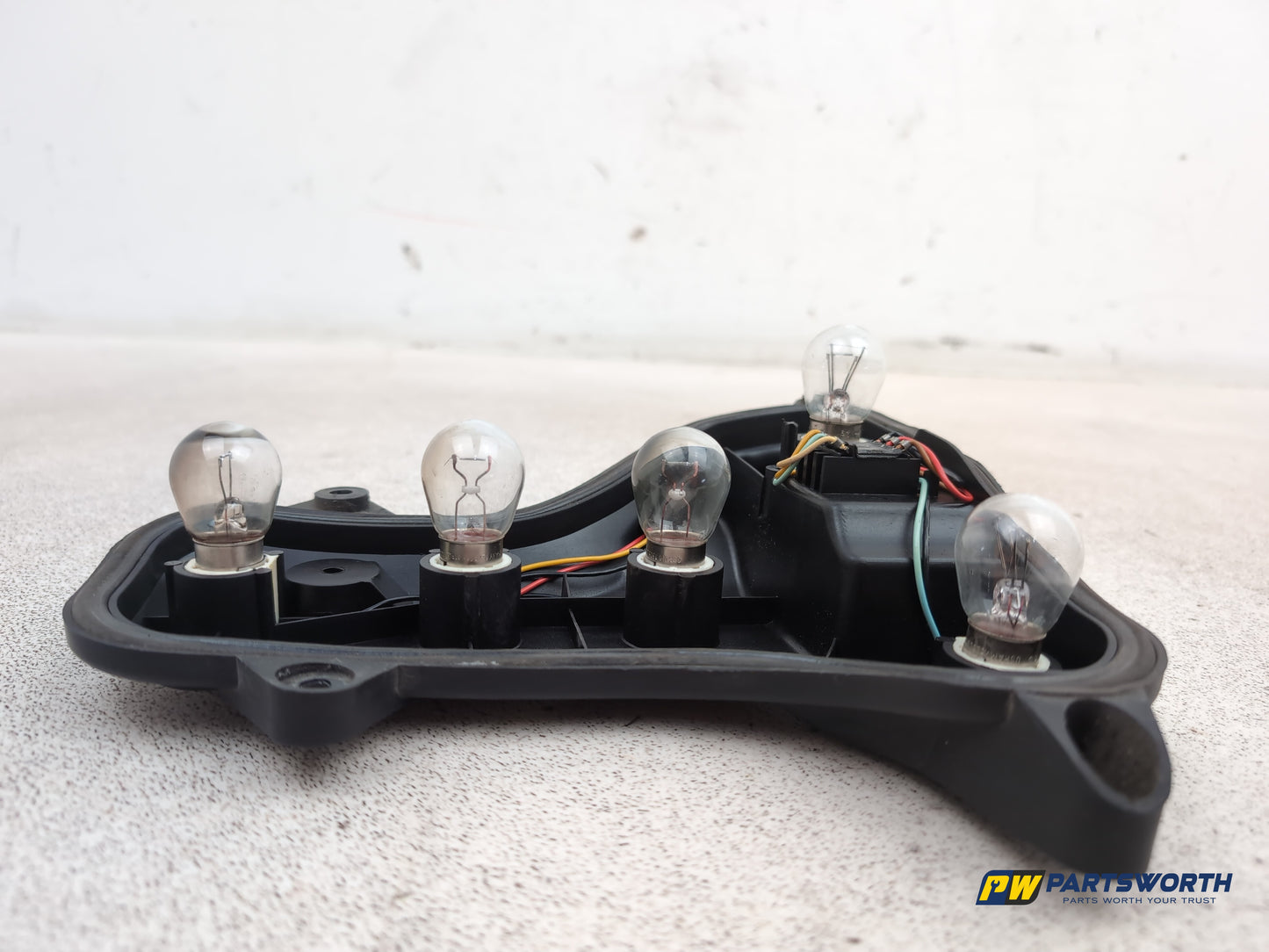 Lamp Assembly Rear LH 4