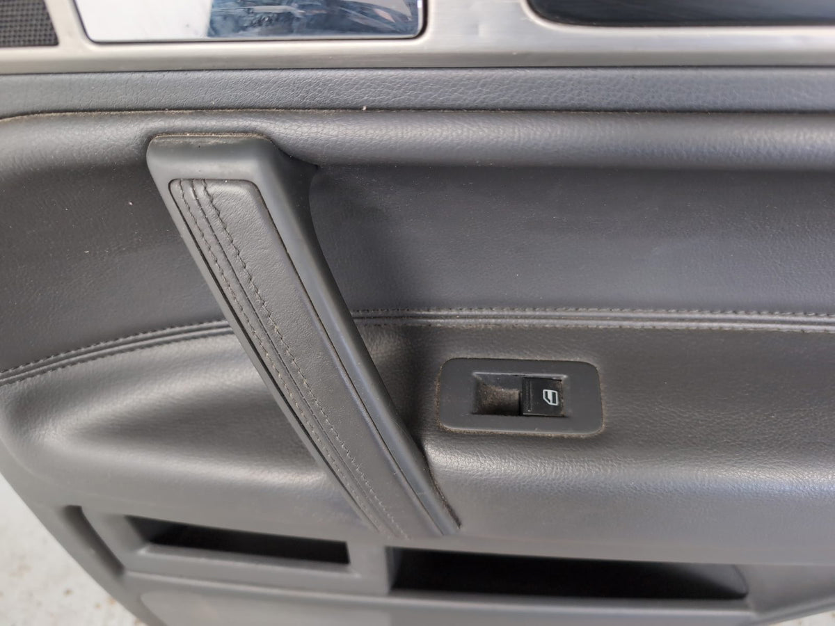 Door Rear RH 16