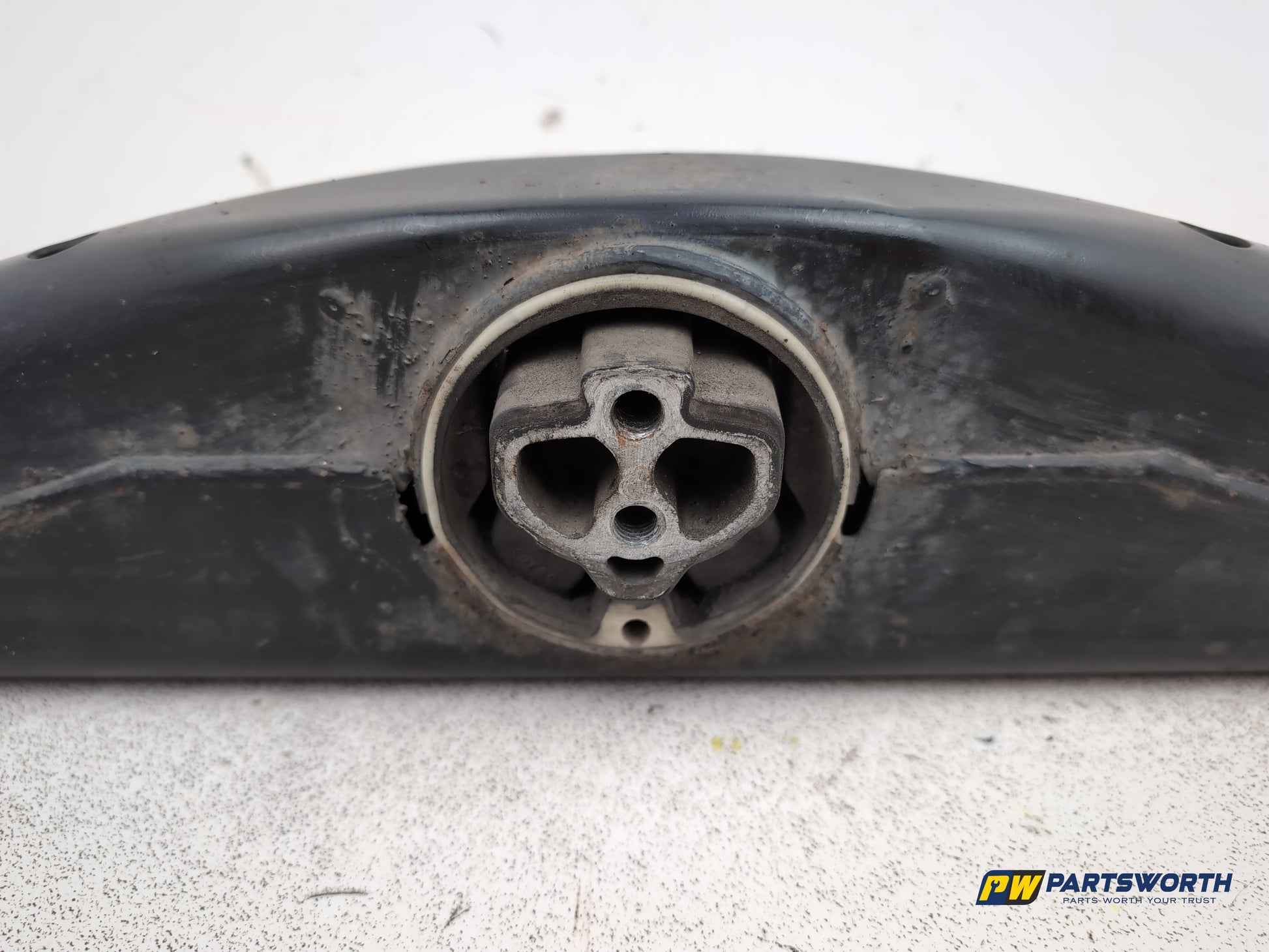 Engine Mounting Bracket 4