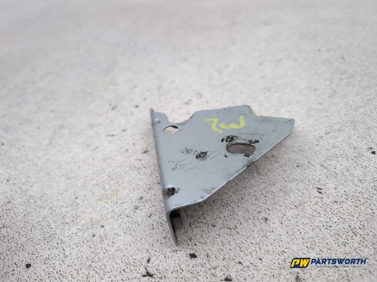 Exterior bracket 4