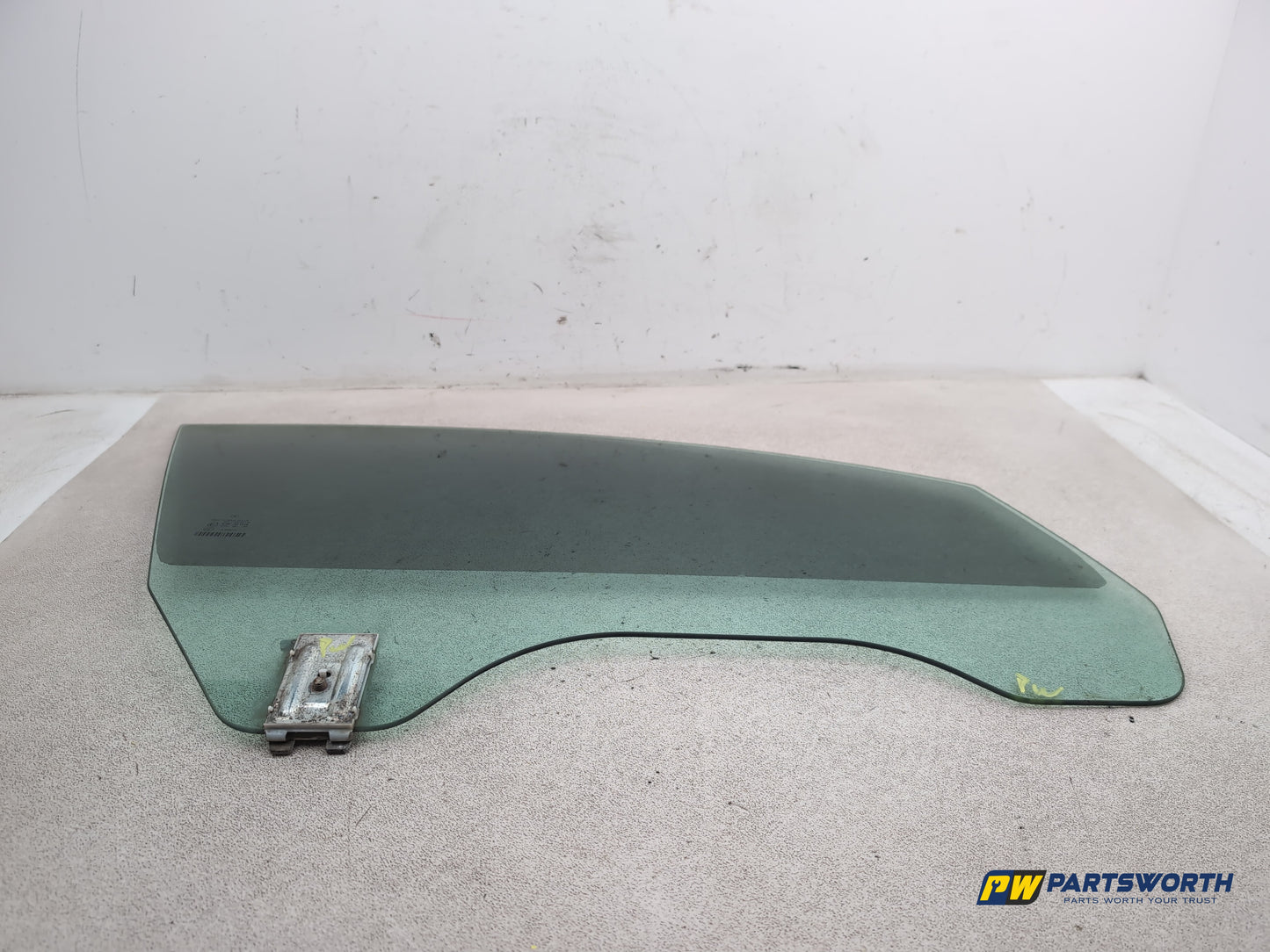 Door Glass Front RH 4
