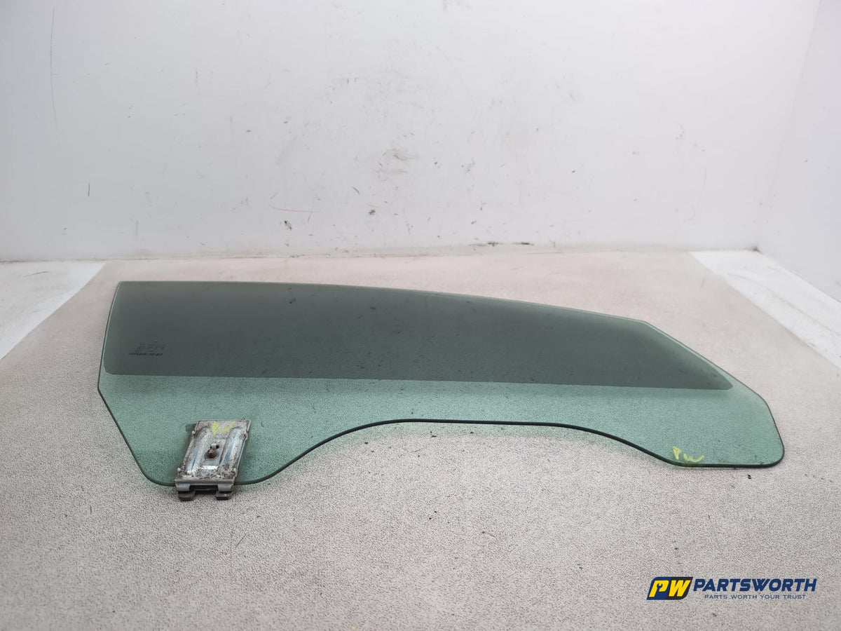 Door Glass Front RH 4