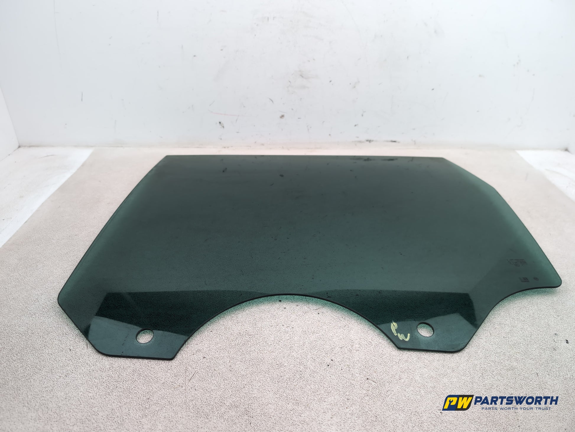Door Glass Rear LH 4