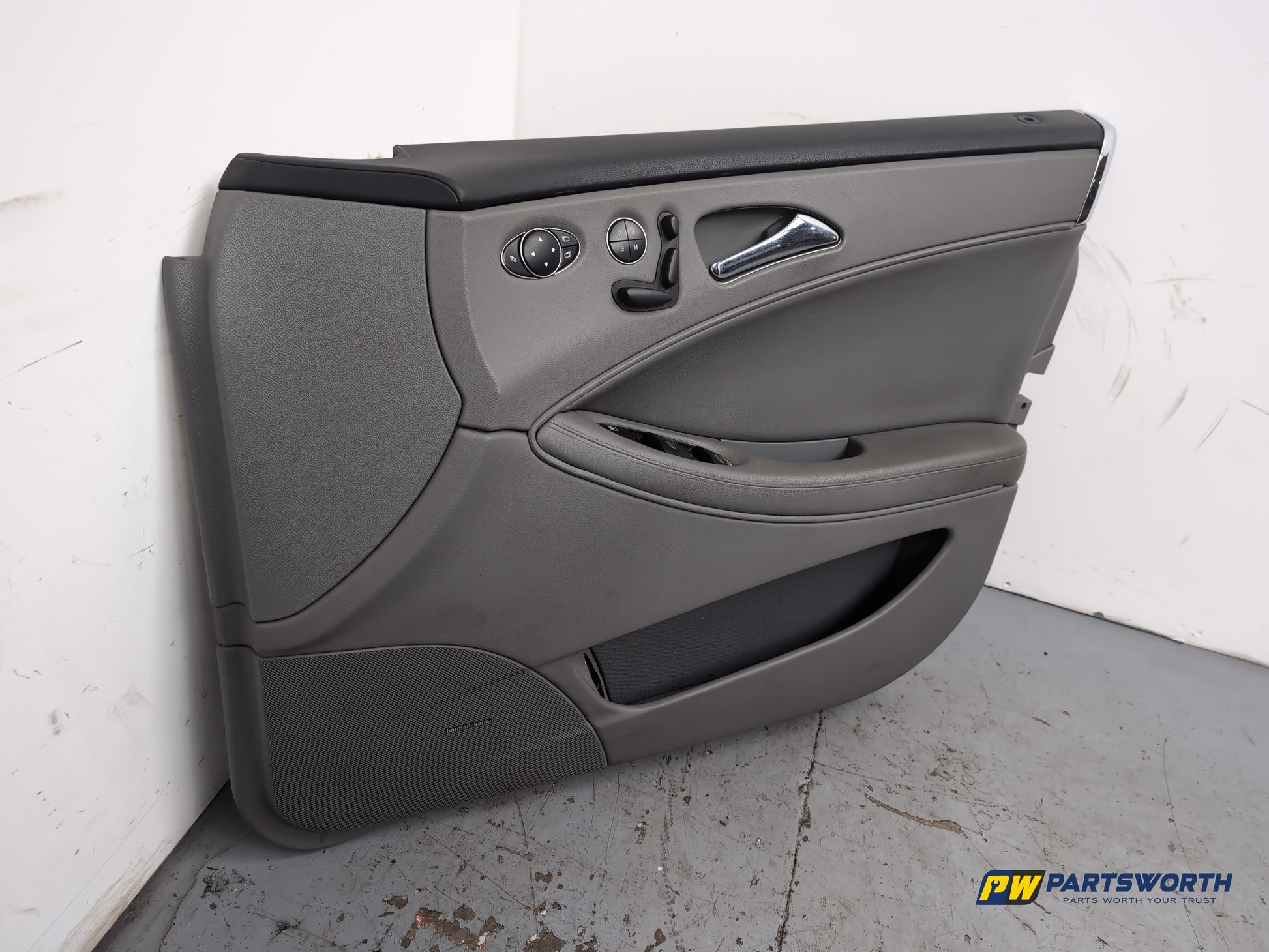 Mercedes Cls 320 Cdi Auto Front Right Driver Side Door Card 2007-2008 - photo 4