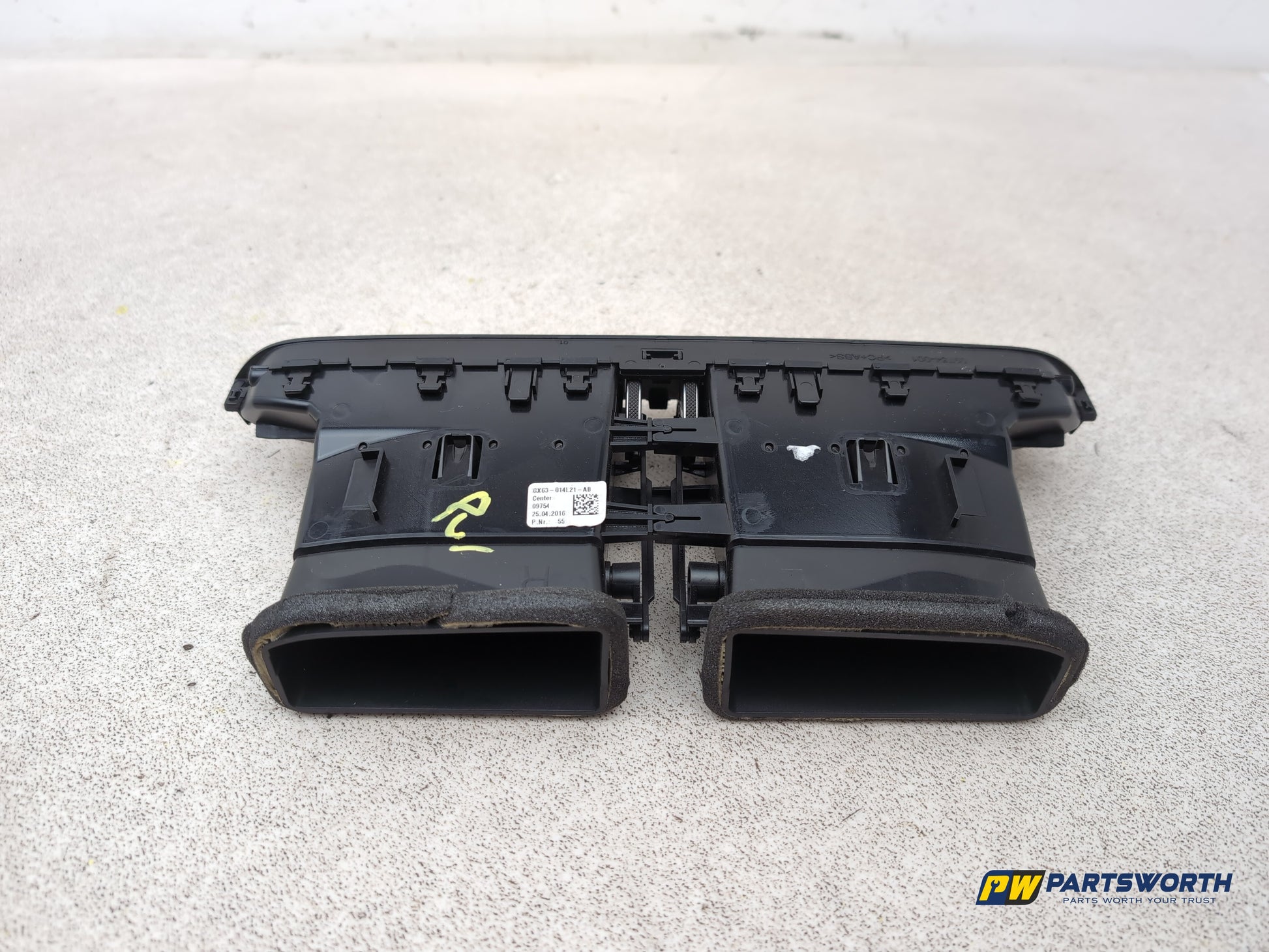 Jaguar Xf Portfolio D Dashboard Trim With Air Vent Gx63014l21a 2015-2017 - photo 4