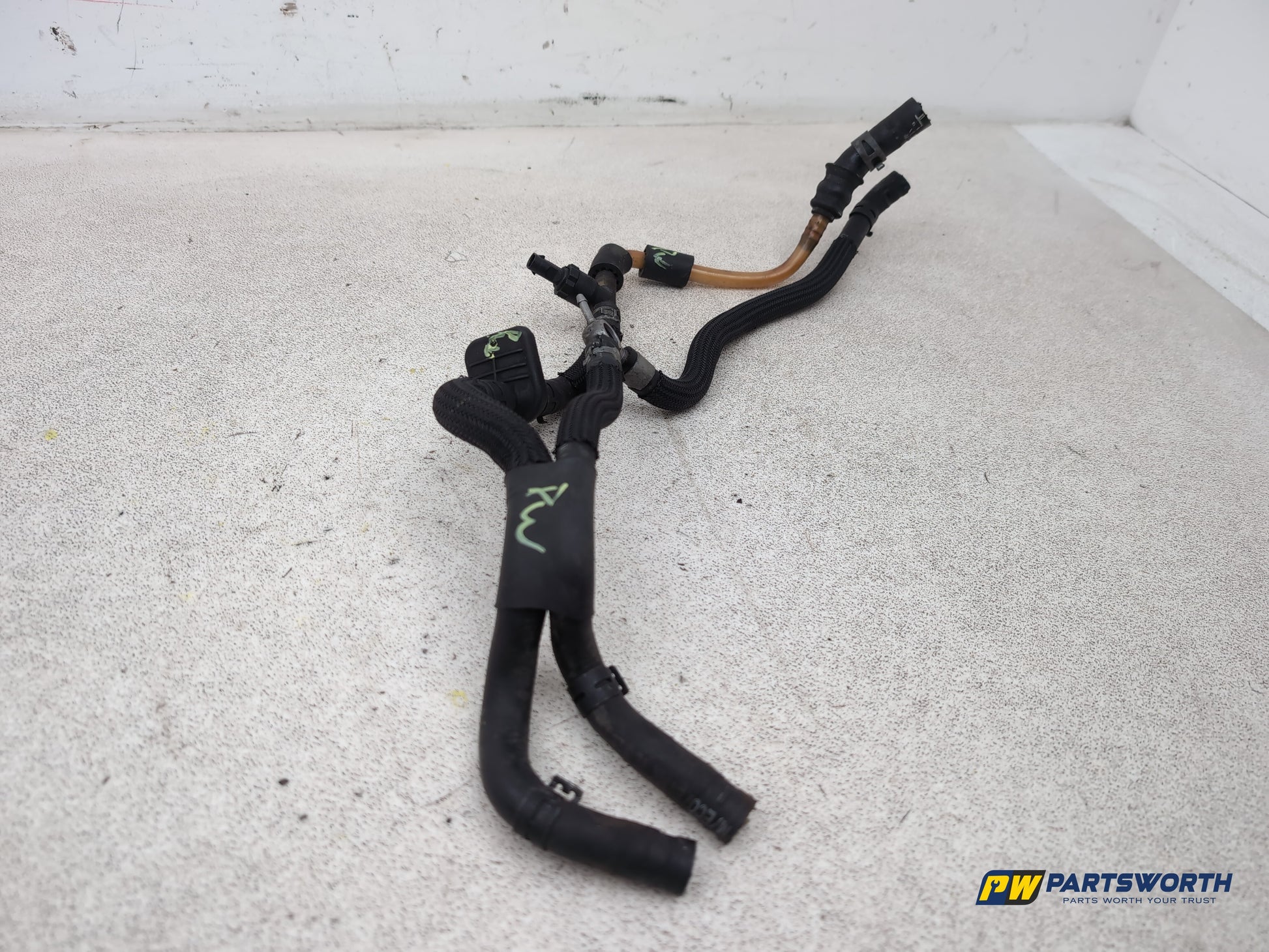 Volkswagen Touareg Altitude V6 Tdi A Fuel Pipe 2007-2009 - photo 4