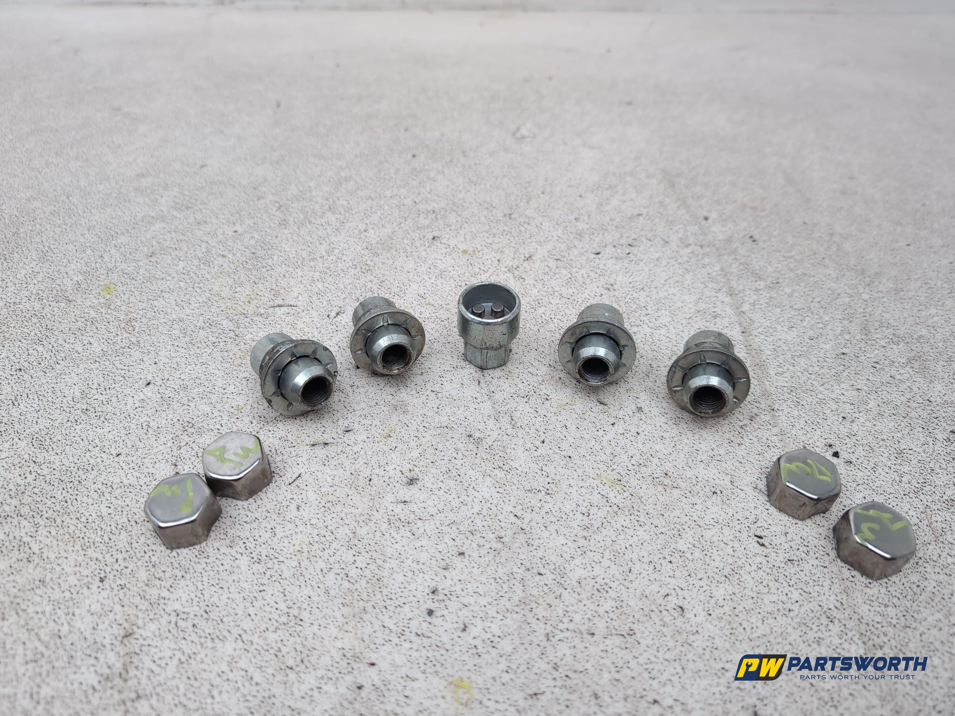 Jaguar Xf Portfolio D Locking Wheel Nuts And Key Set - photo 4