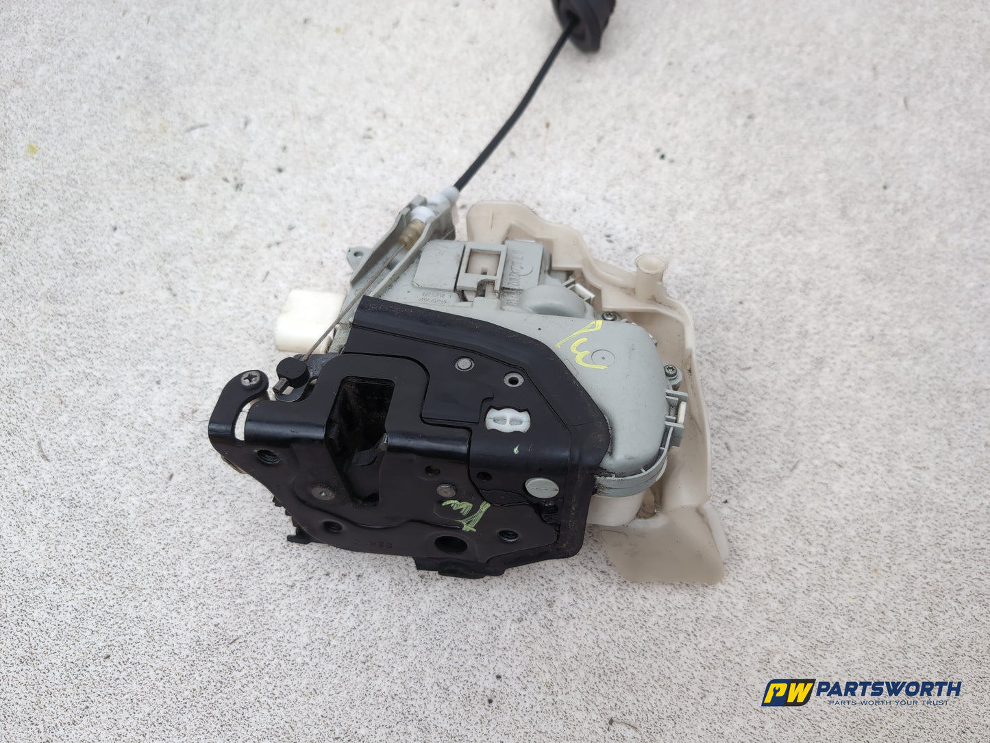 Door Lock Front RH 4