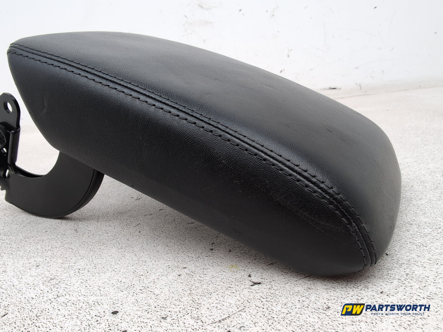 Audi A4 S Line Black Edit Tdi Quat Centre Console Armrest 2012-2013 - photo 4