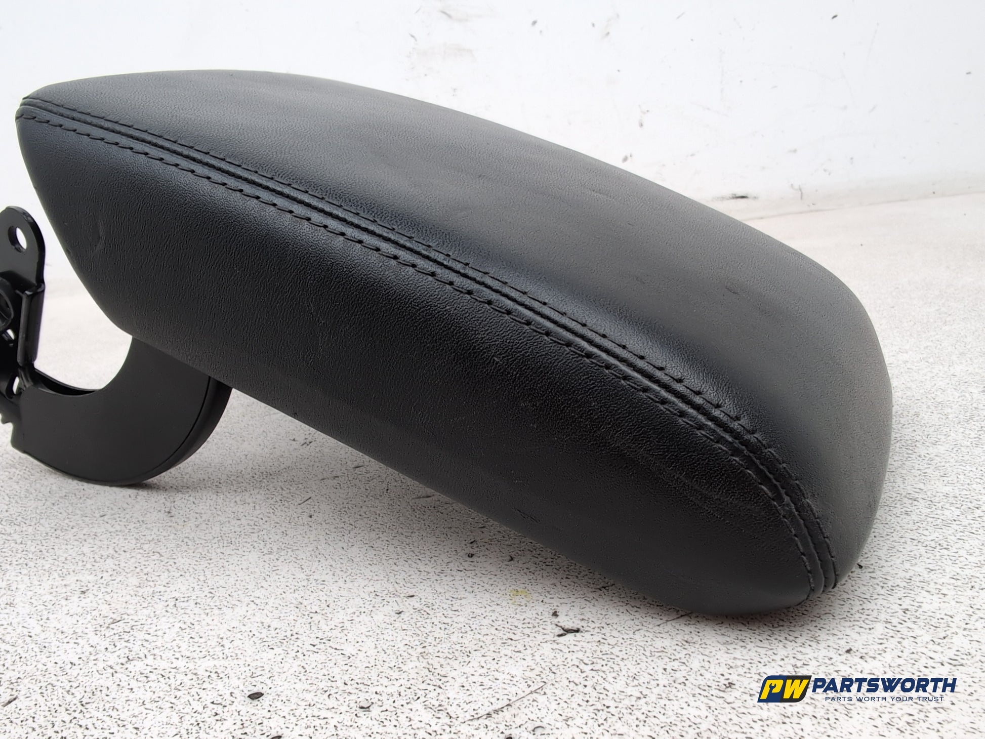 Audi A4 S Line Black Edit Tdi Quat Centre Console Armrest 2012-2013 - photo 4